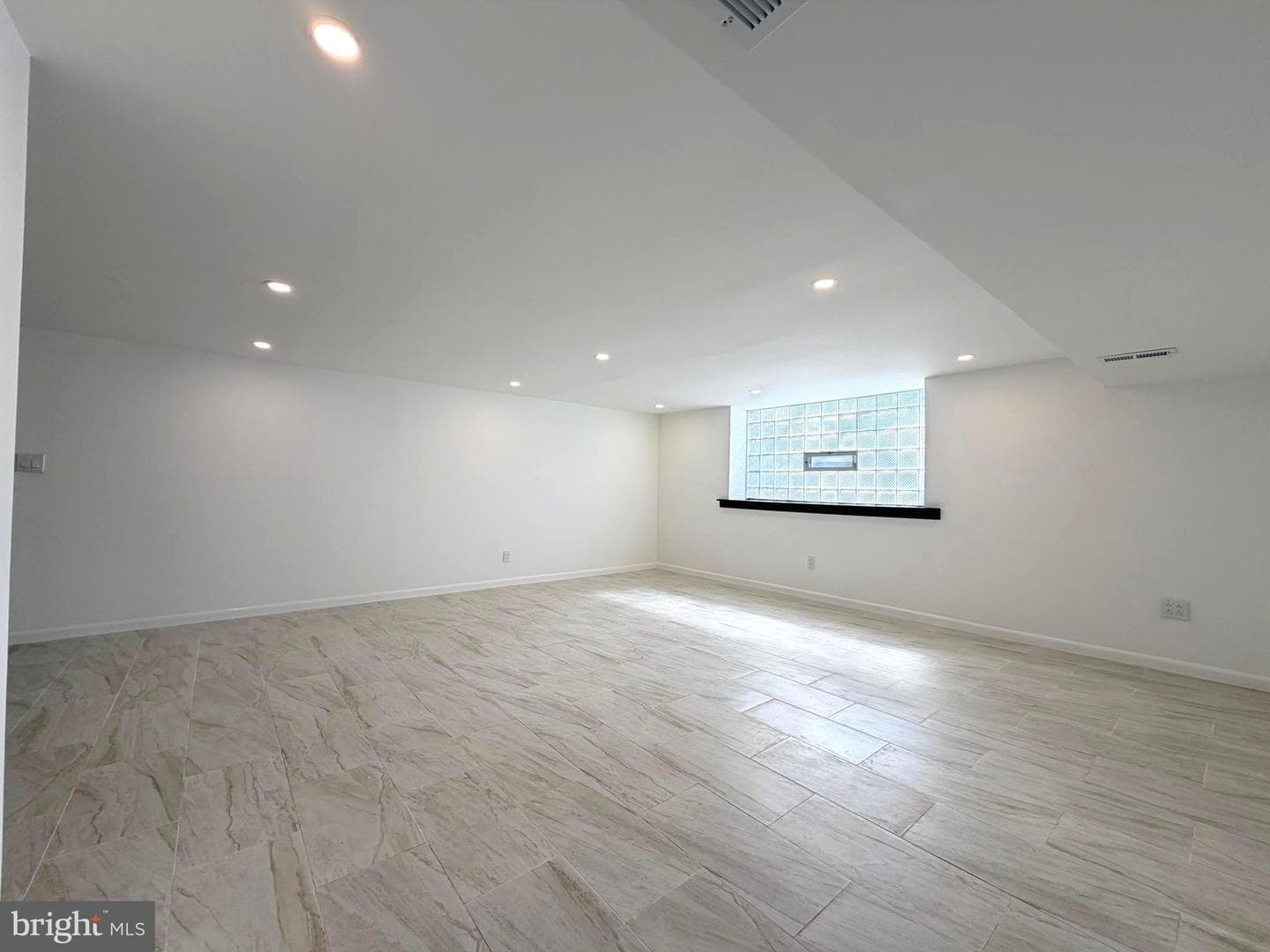 601 Colebrook Road photo 23