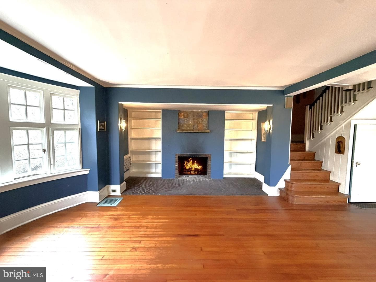 3130 W Penn Street photo 11