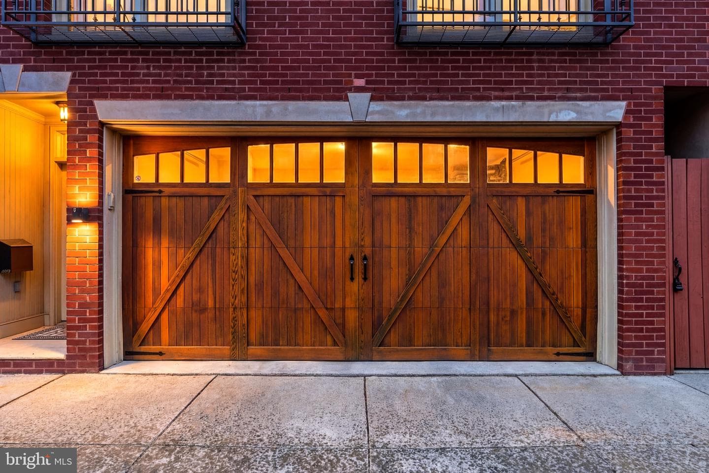 752 S Dorrance Street photo 3