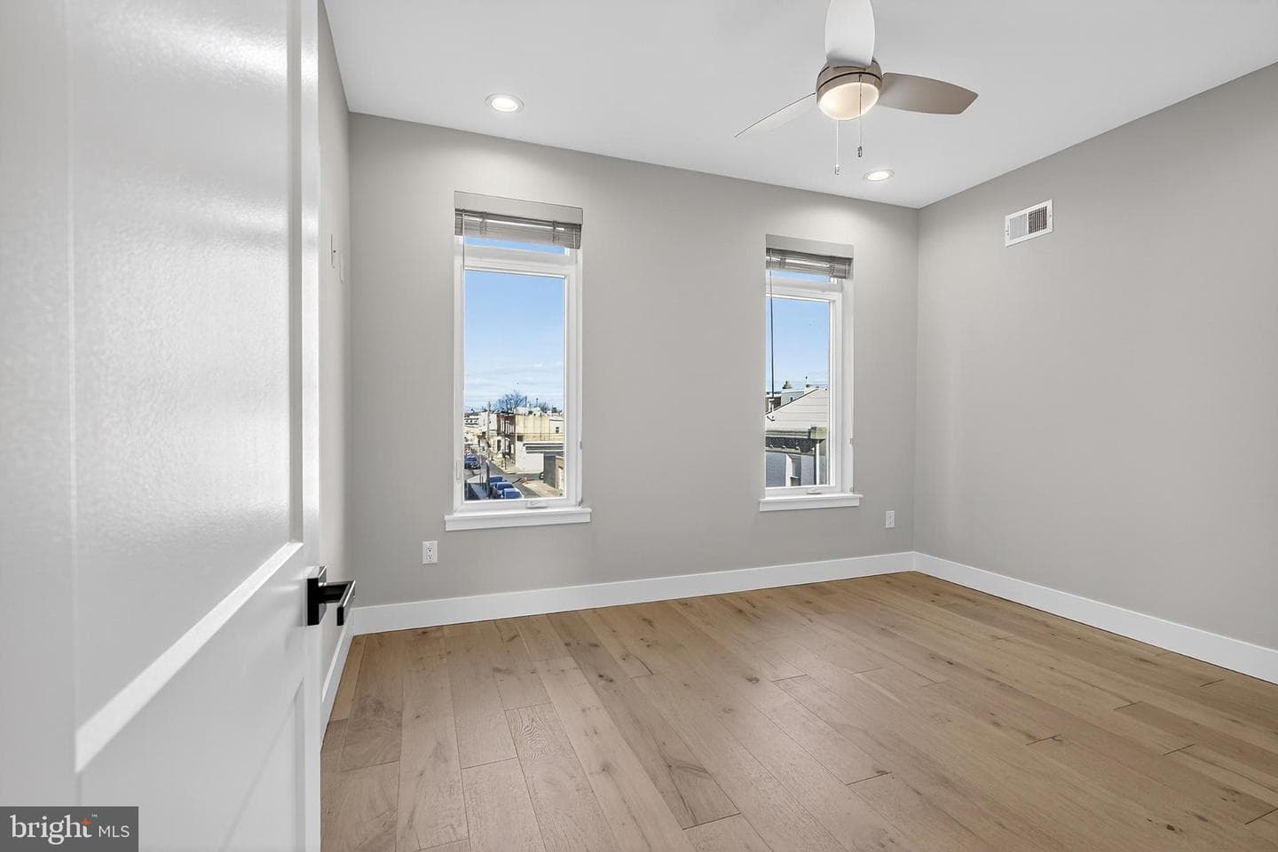 2840 Salmon Street photo 26