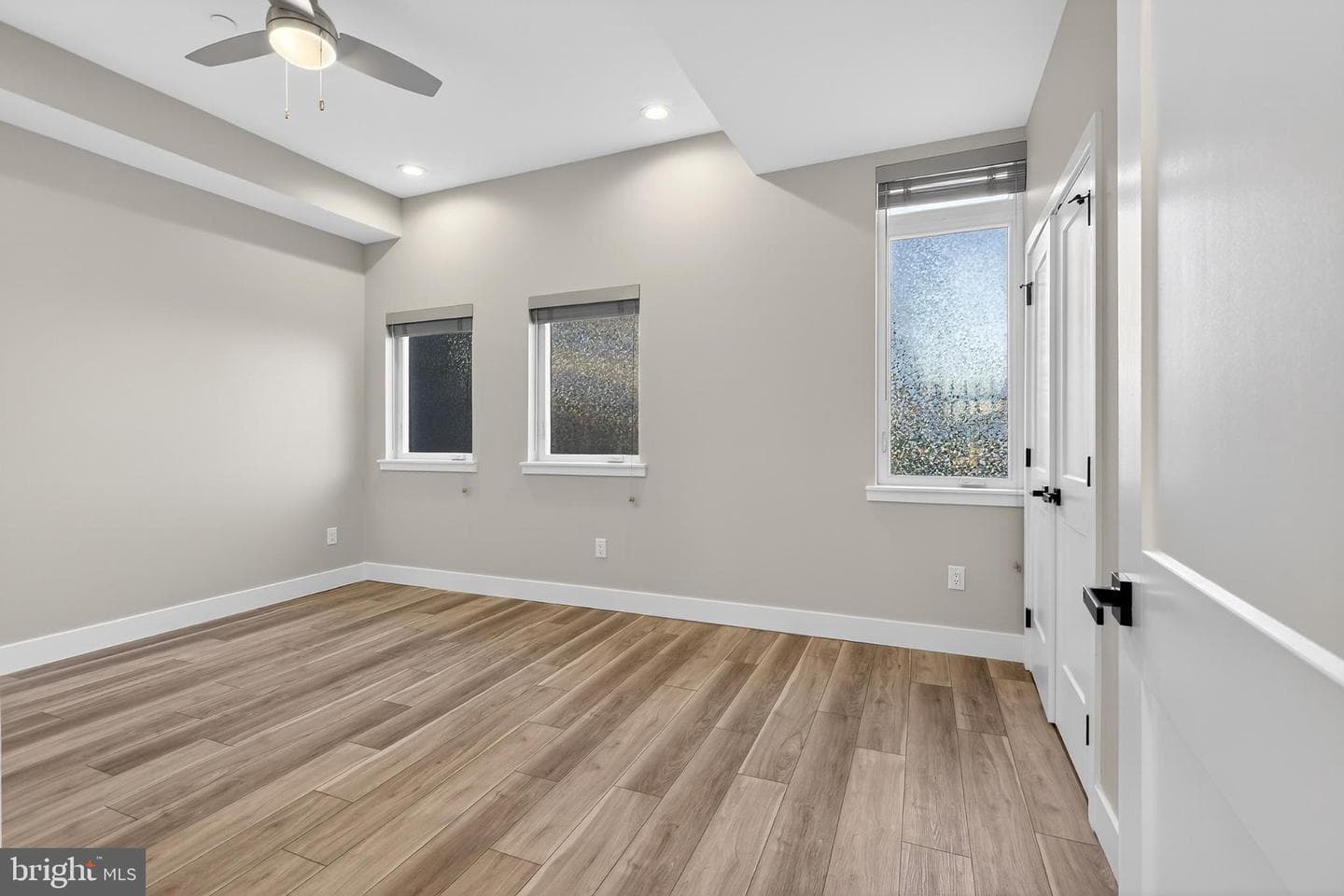2840 Salmon Street photo 8