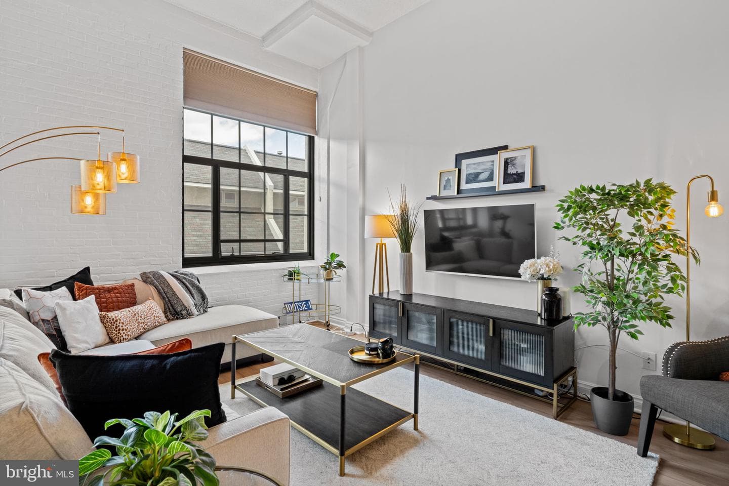 2429 Locust Street #314 photo 6