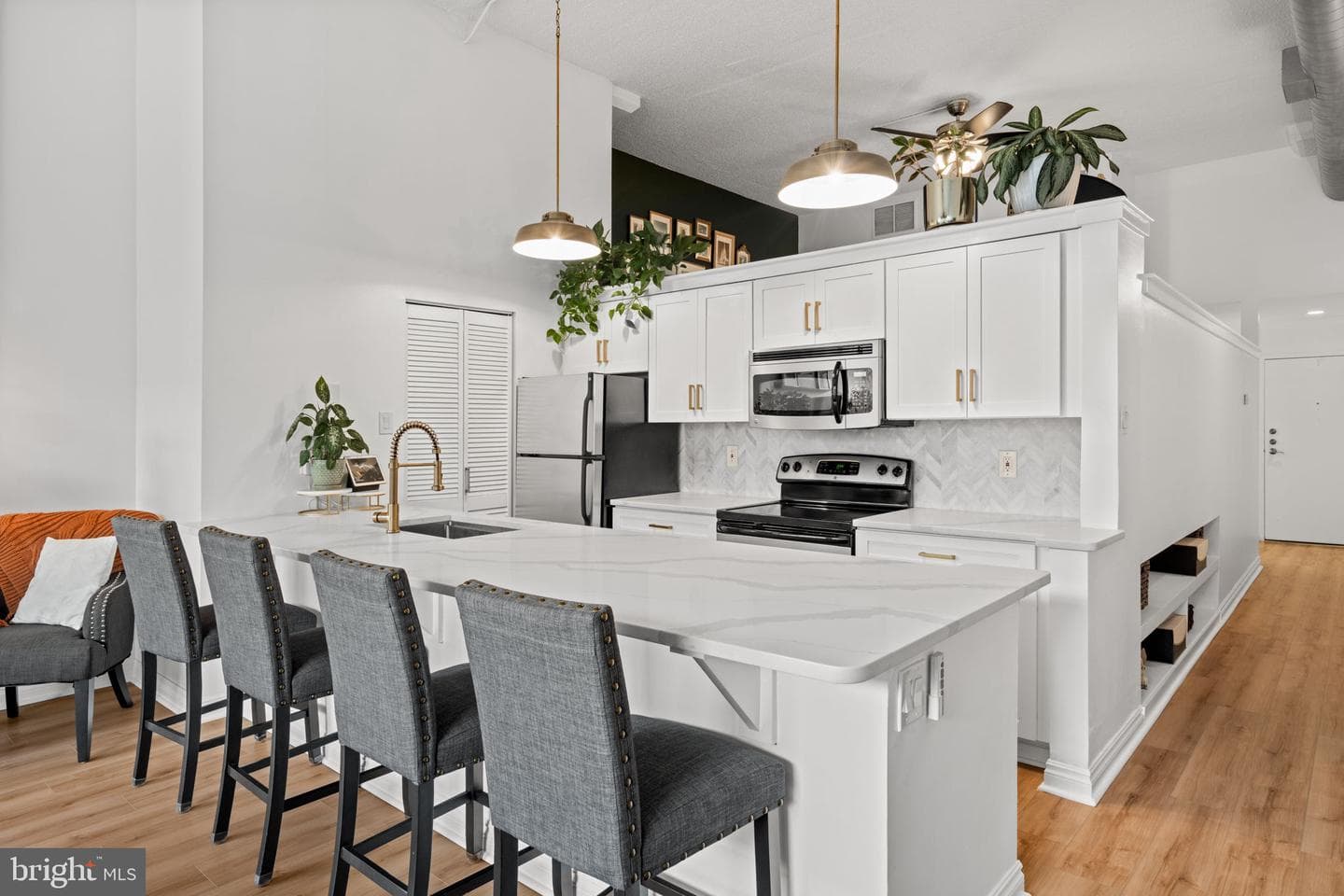 2429 Locust Street #314 photo 9