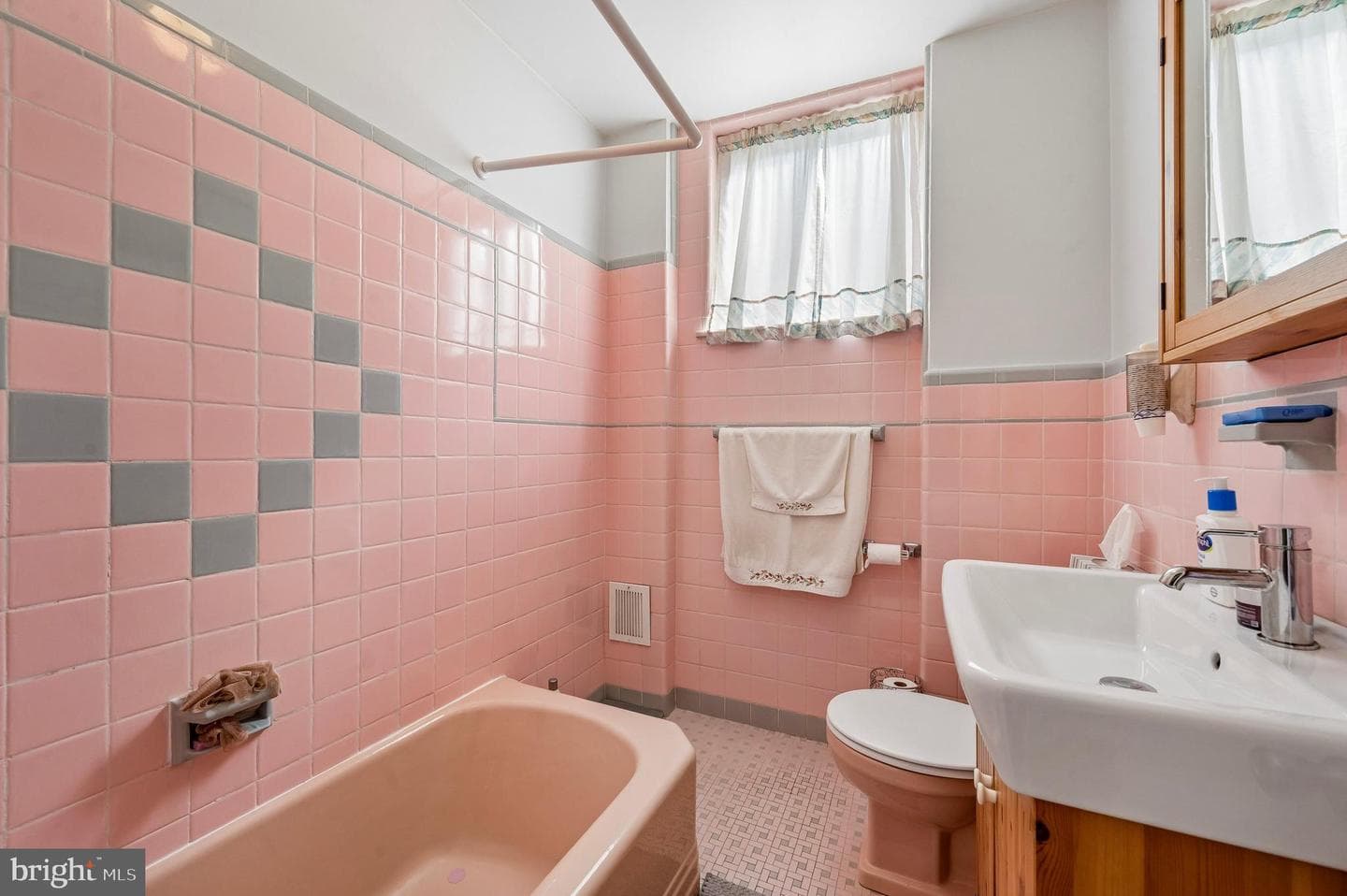 2522 S 8th Street photo 12