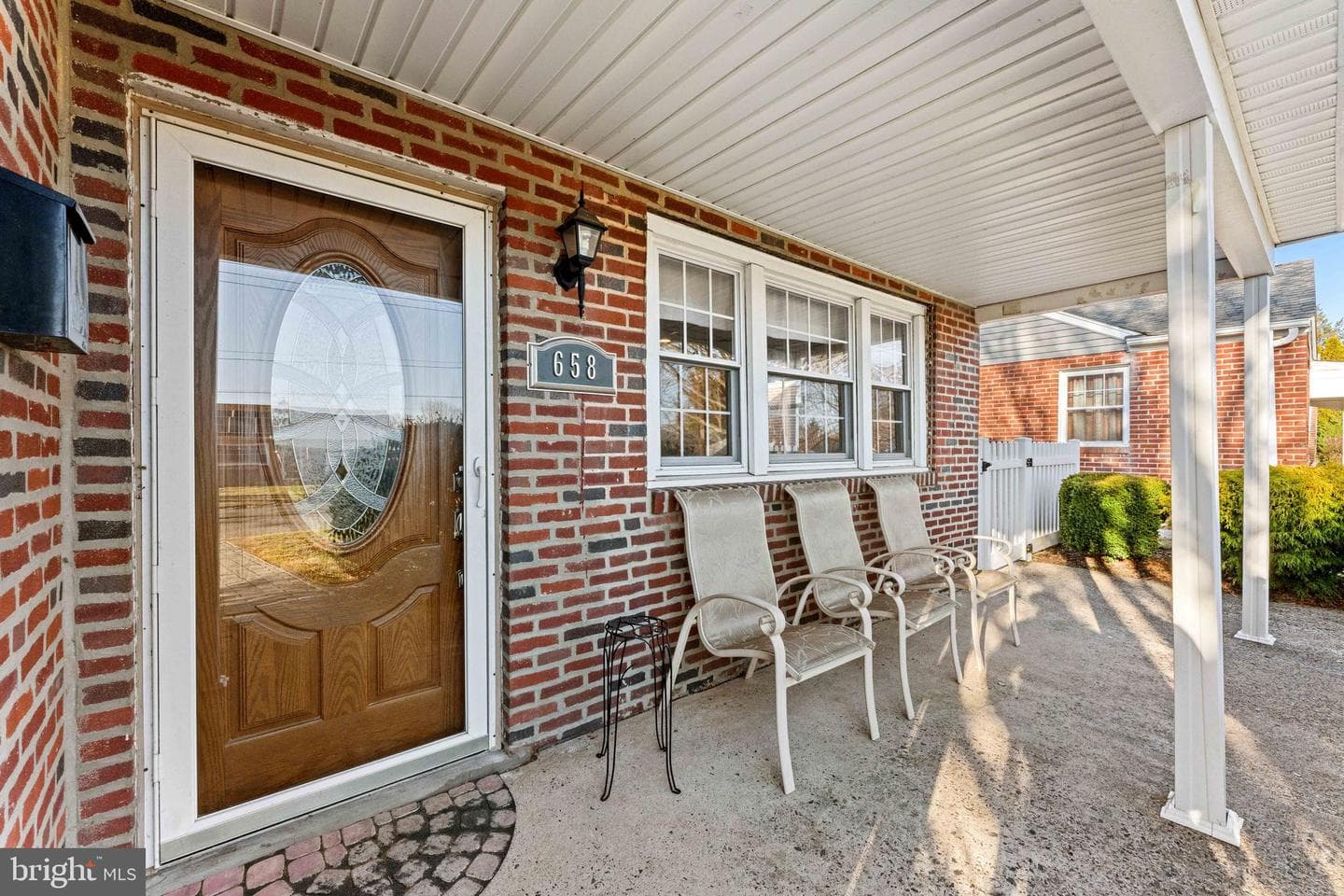 658 Waring Street photo 2
