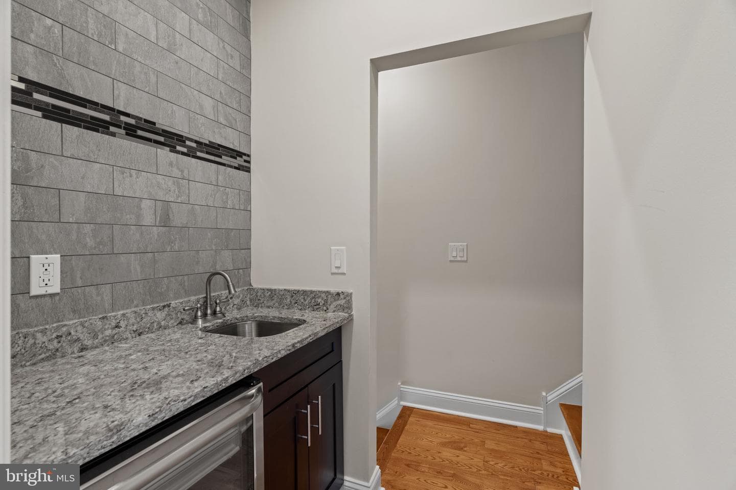 2039 E Hazzard Street photo 43