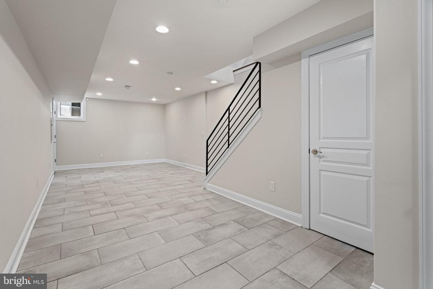 2039 E Hazzard Street photo 52