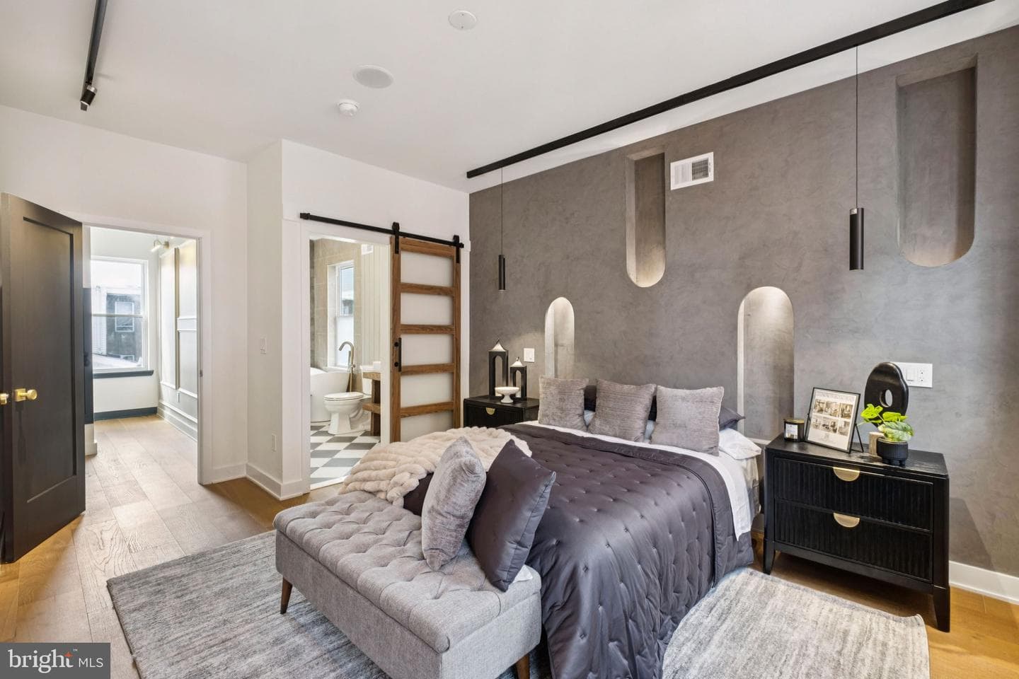 1418 Orange Street photo 24