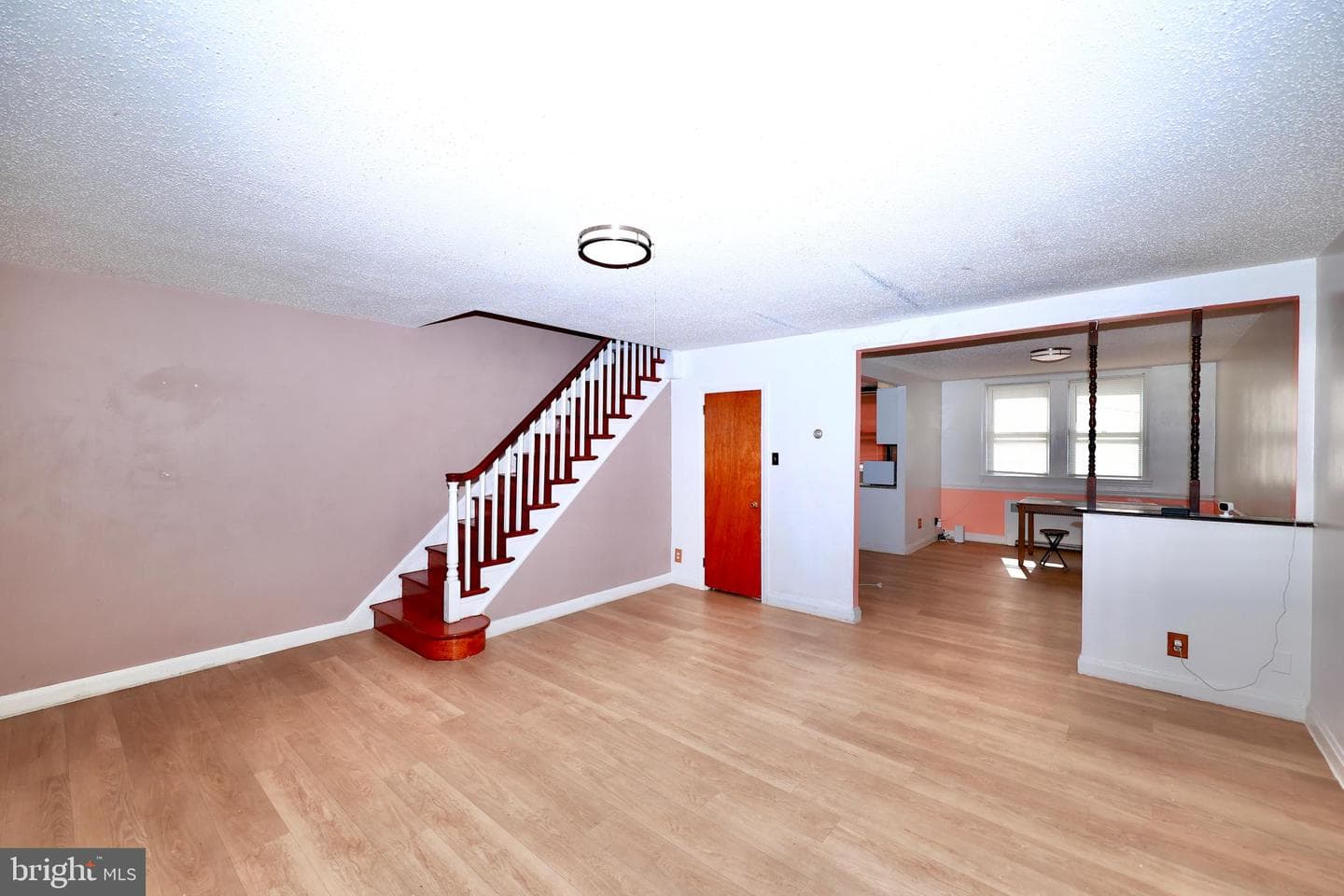 2936 Knorr Street photo 6