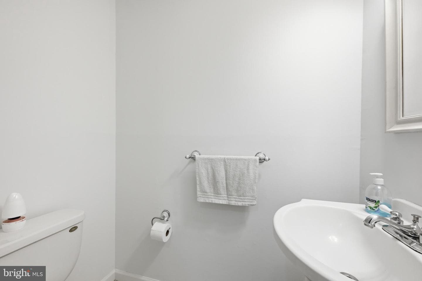 3209 Saxon Place photo 14