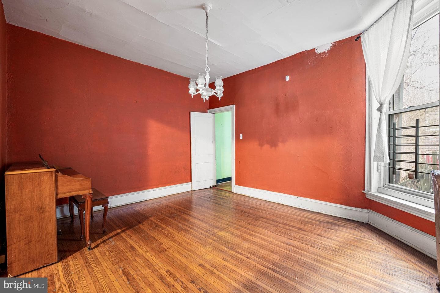233 S 49th Street photo 10