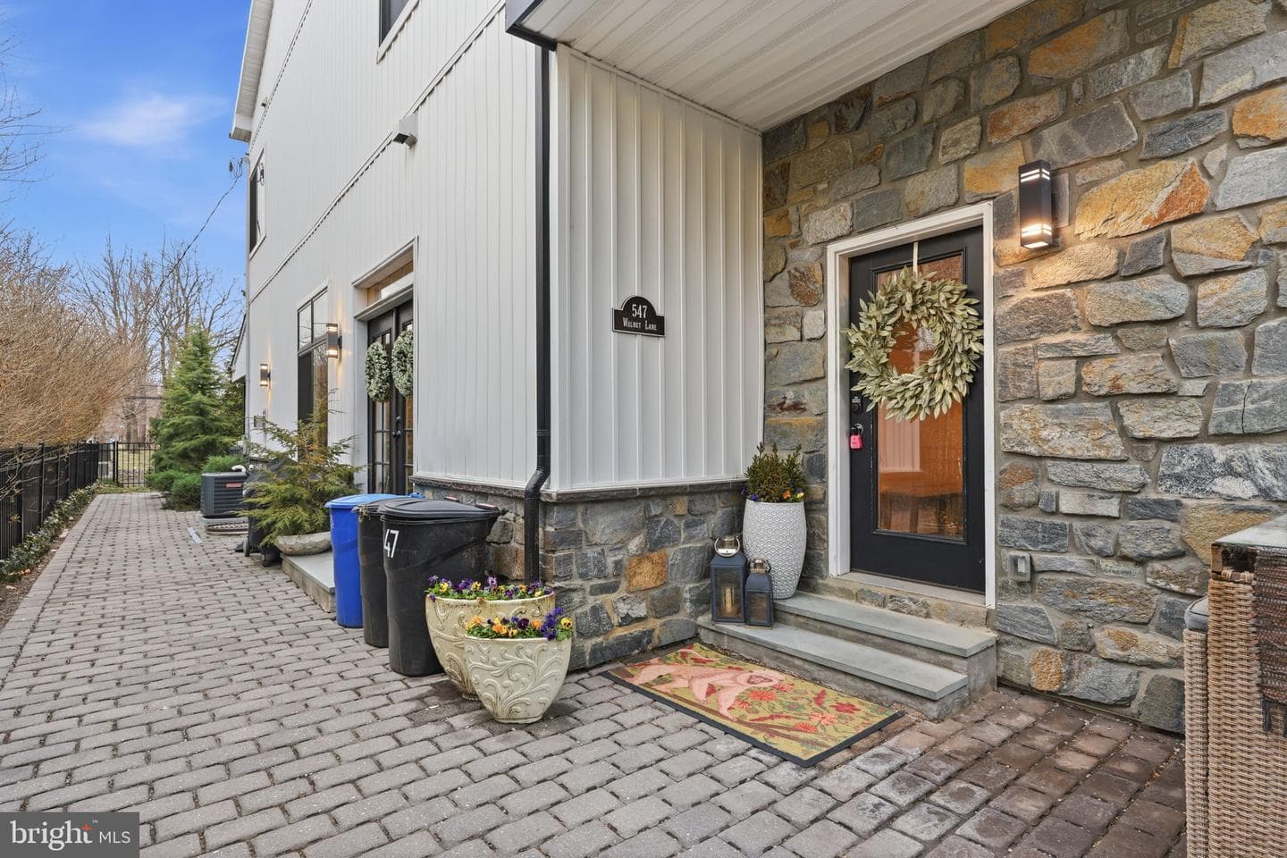 547 Walnut Lane photo 40
