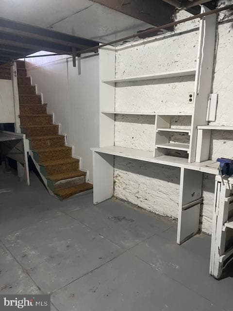 425 Ripka Street photo 33
