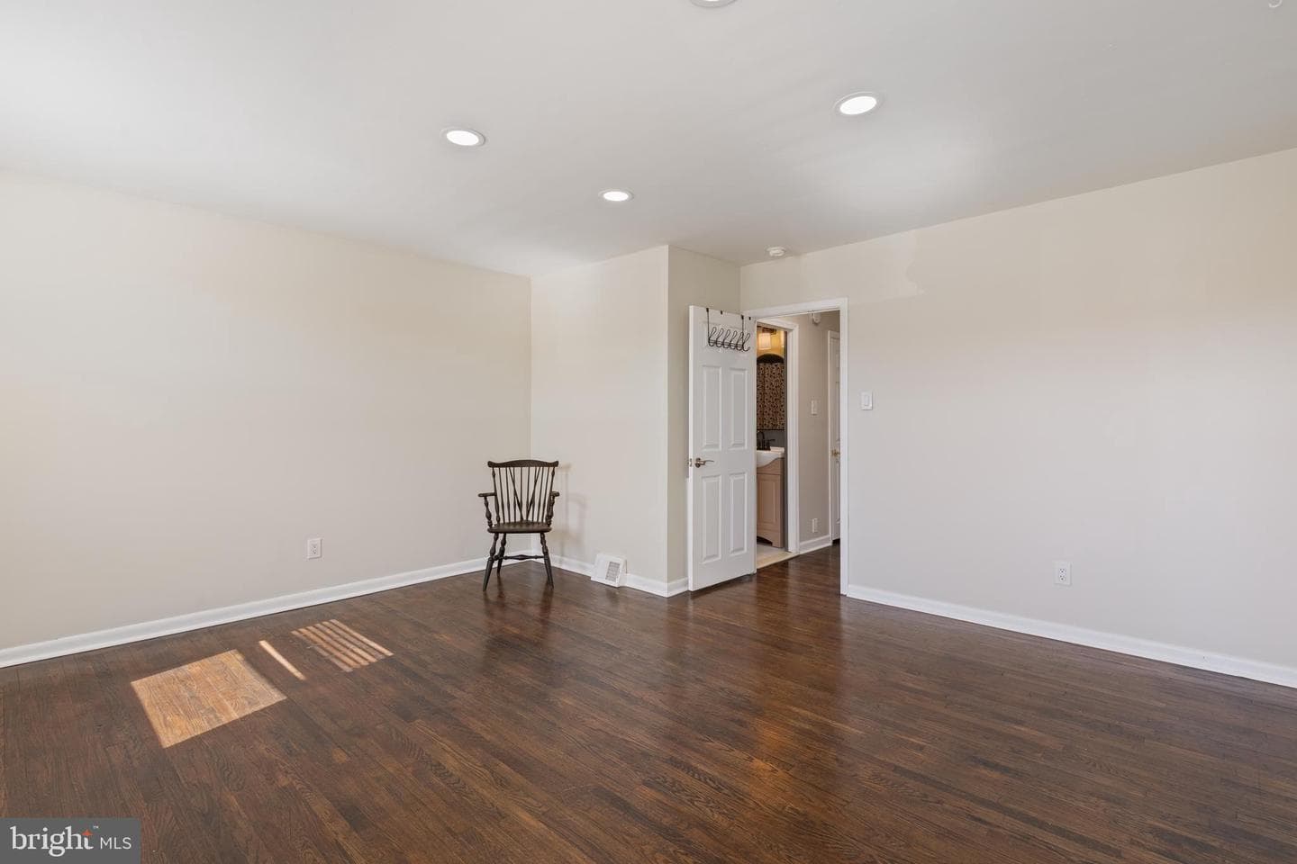 11804 Basile Road photo 9