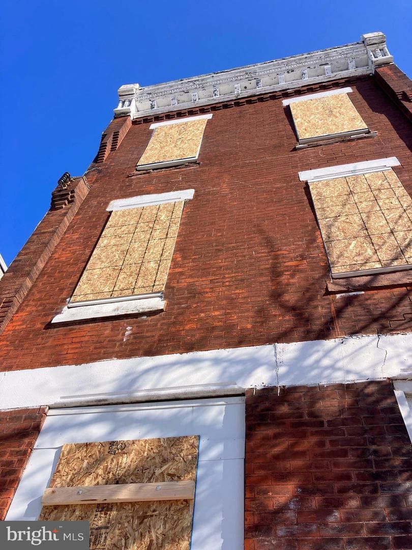 2431 N 19th Street photo 3