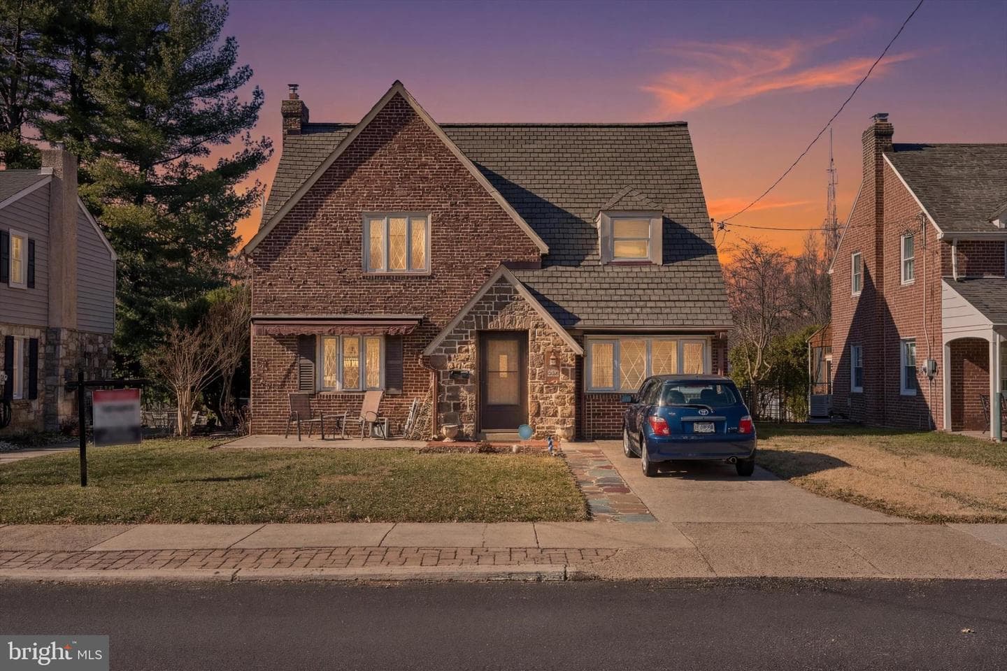 478 Aurania Street photo 1