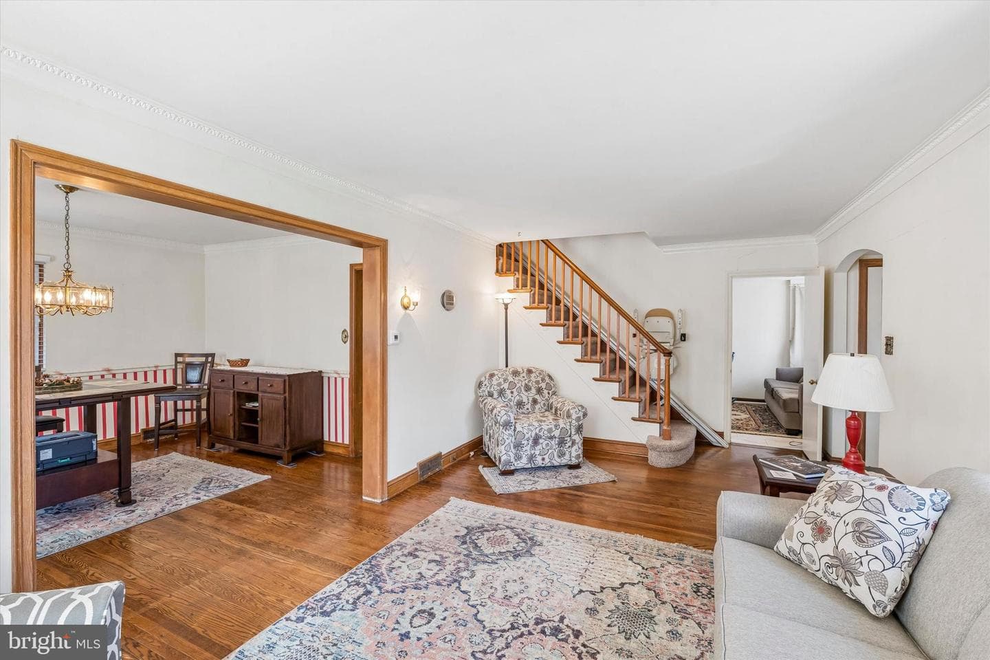 478 Aurania Street photo 8