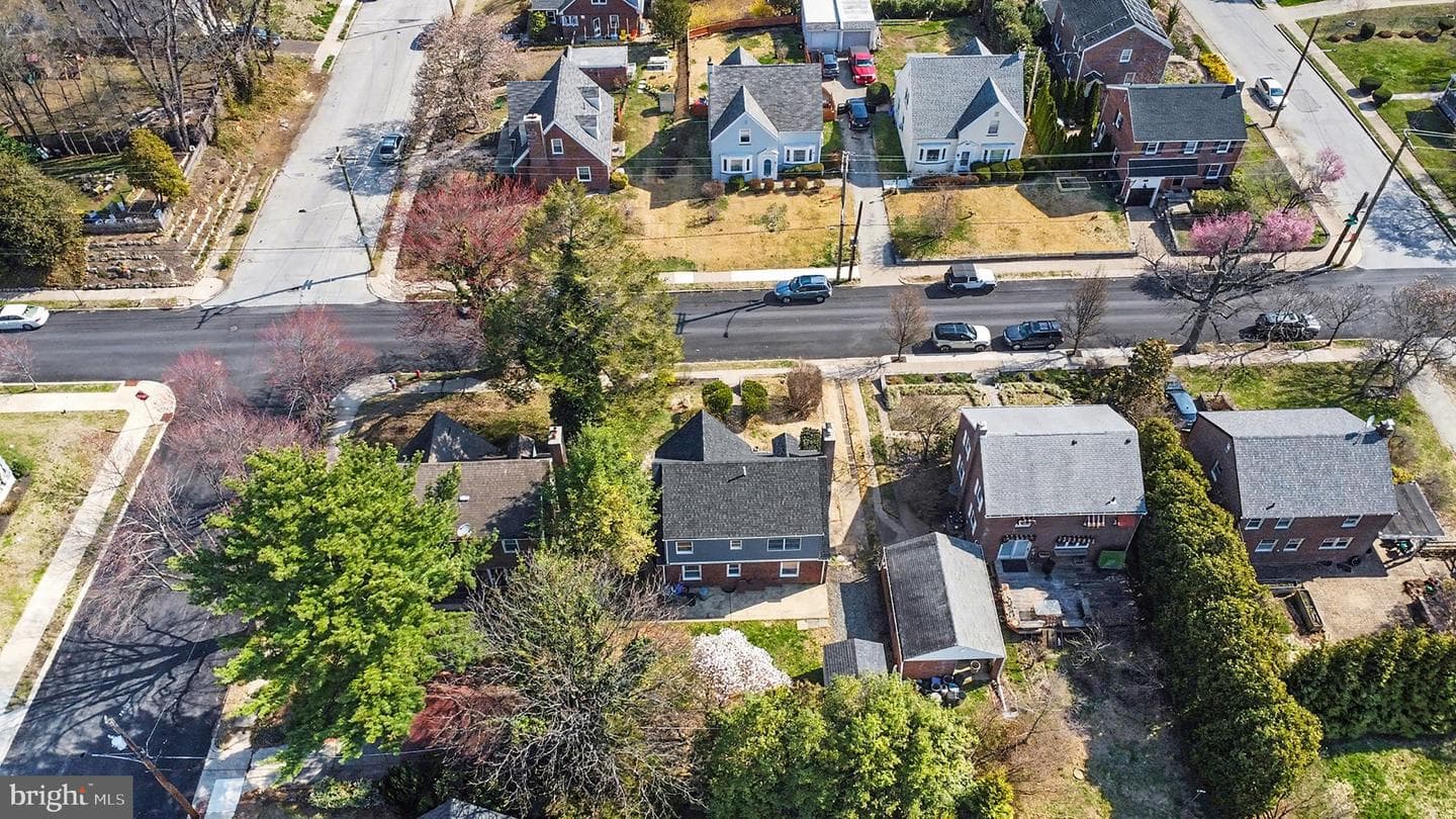 5610 Houghton Street photo 41