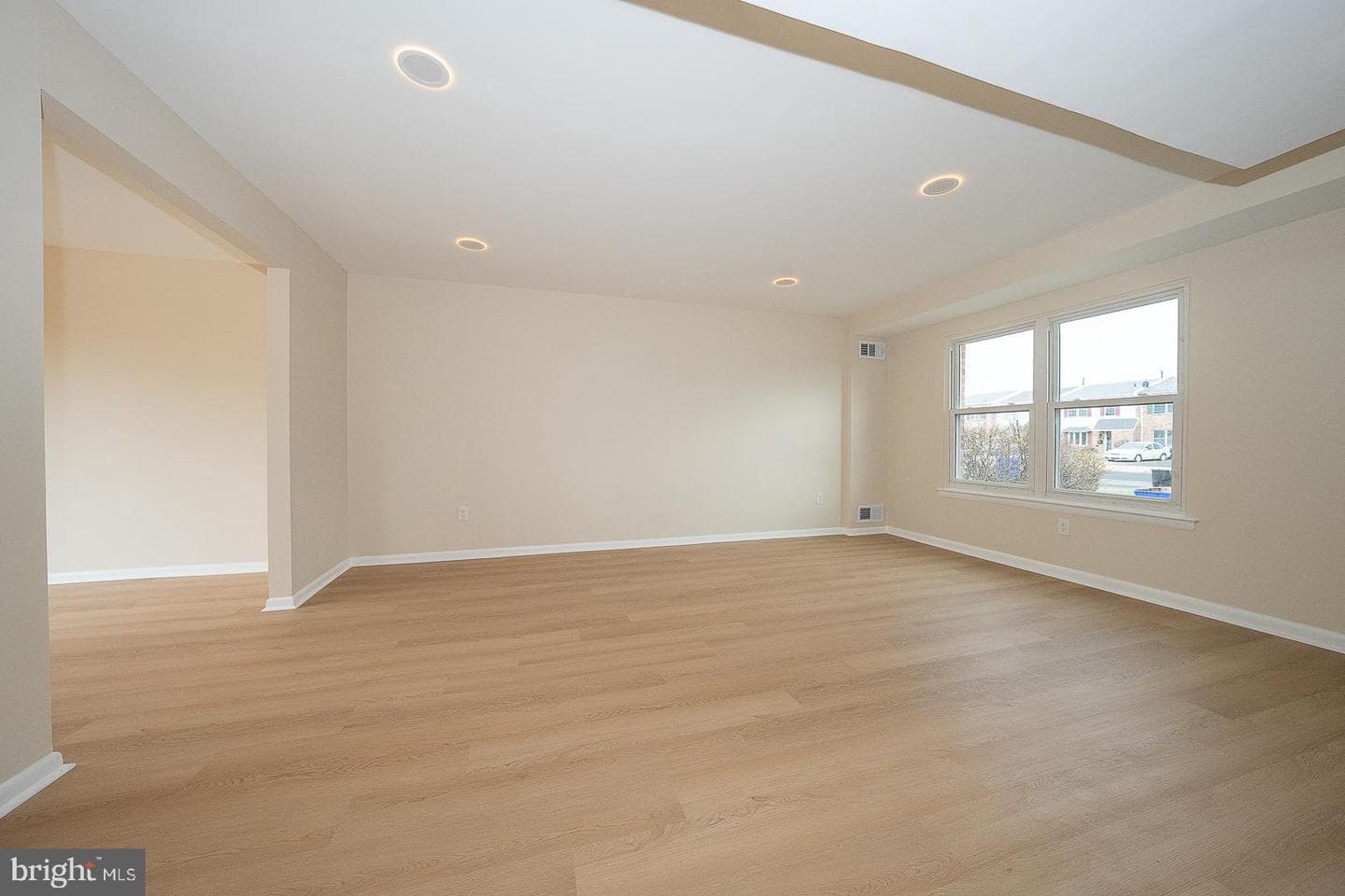 8212 Chelwynde Avenue photo 15