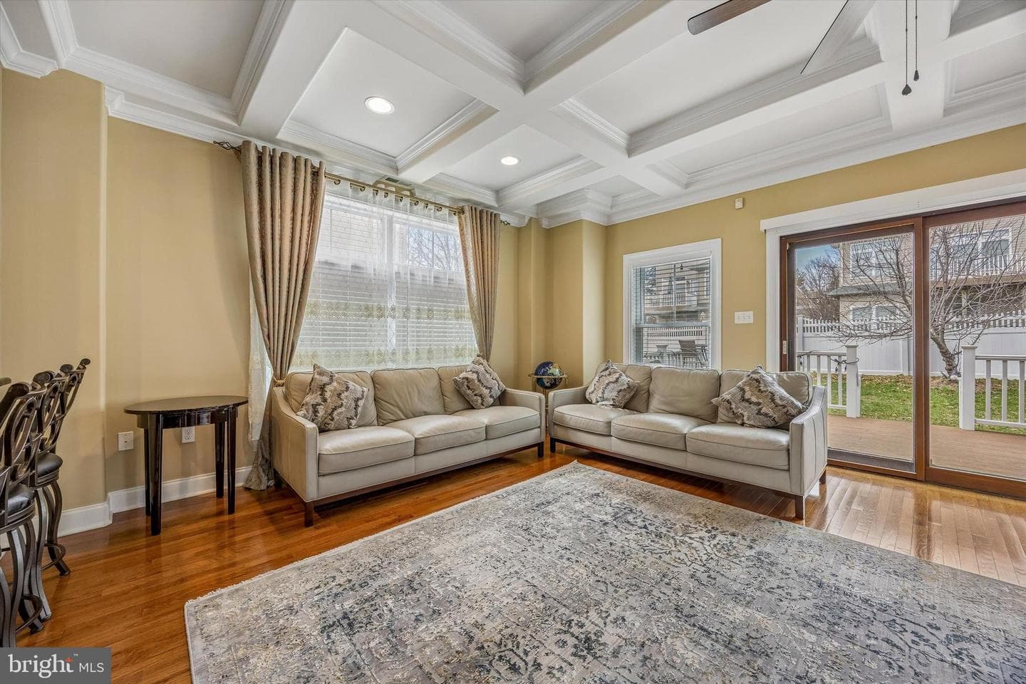 462 Oriole Street photo 12