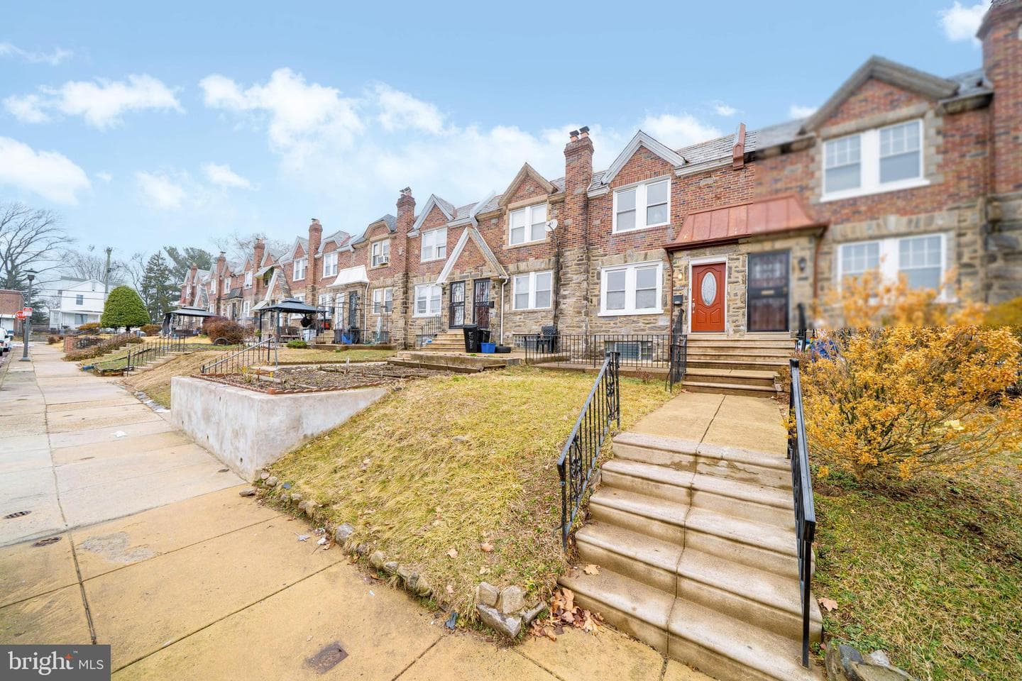 423 Alcott Street photo 25