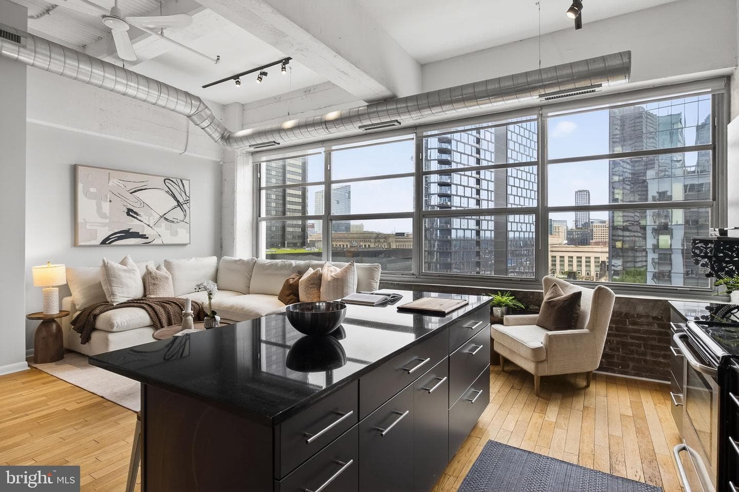 2200 Arch Street #913 photo 13