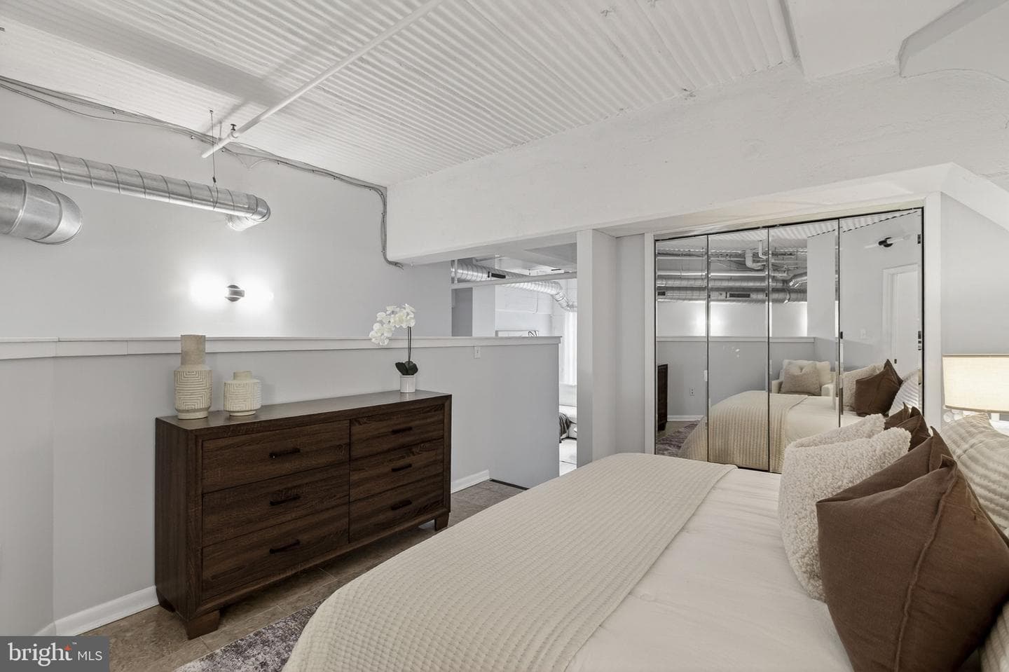2200 Arch Street #913 photo 18