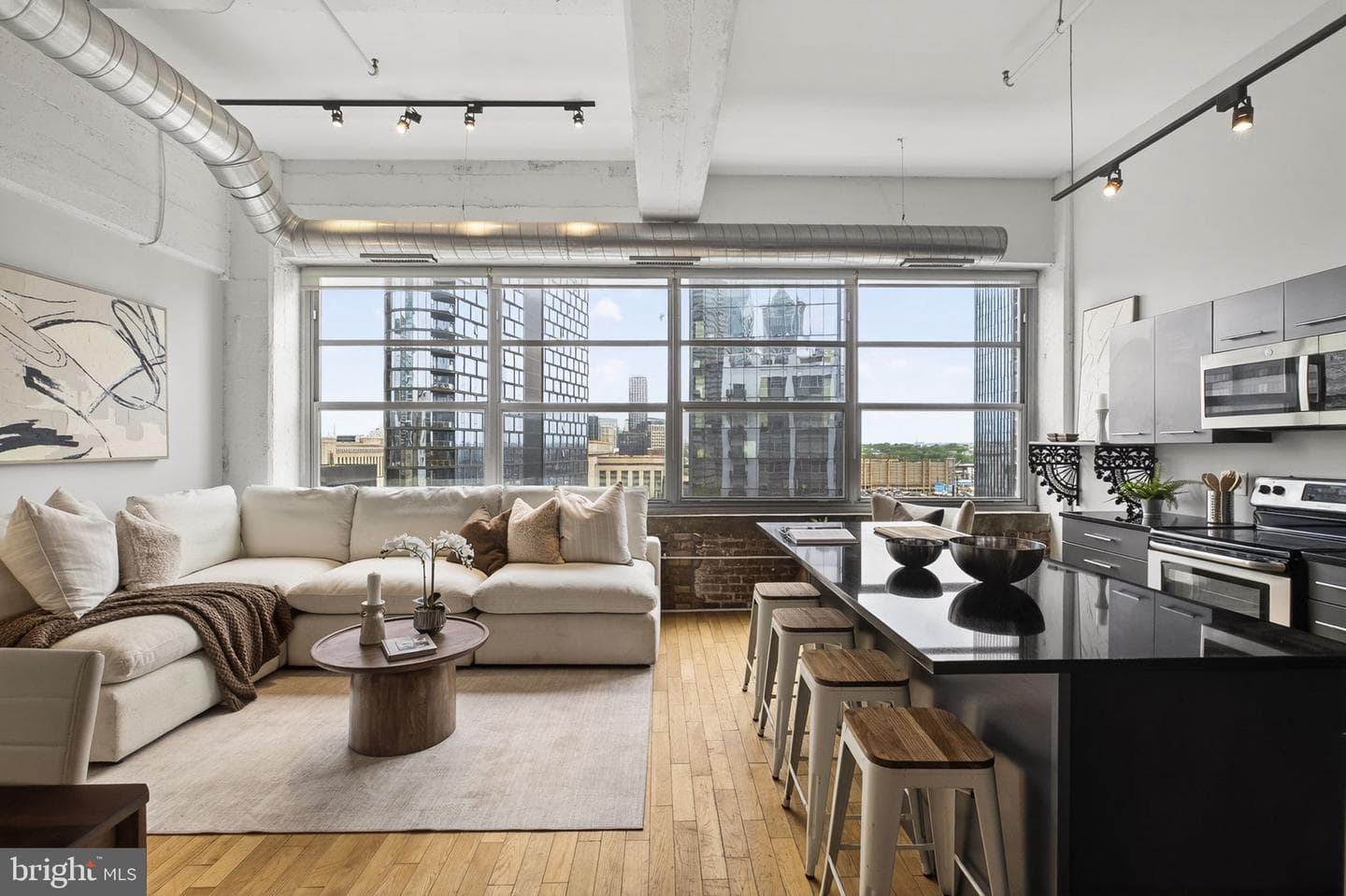 2200 Arch Street #913, Philadelphia