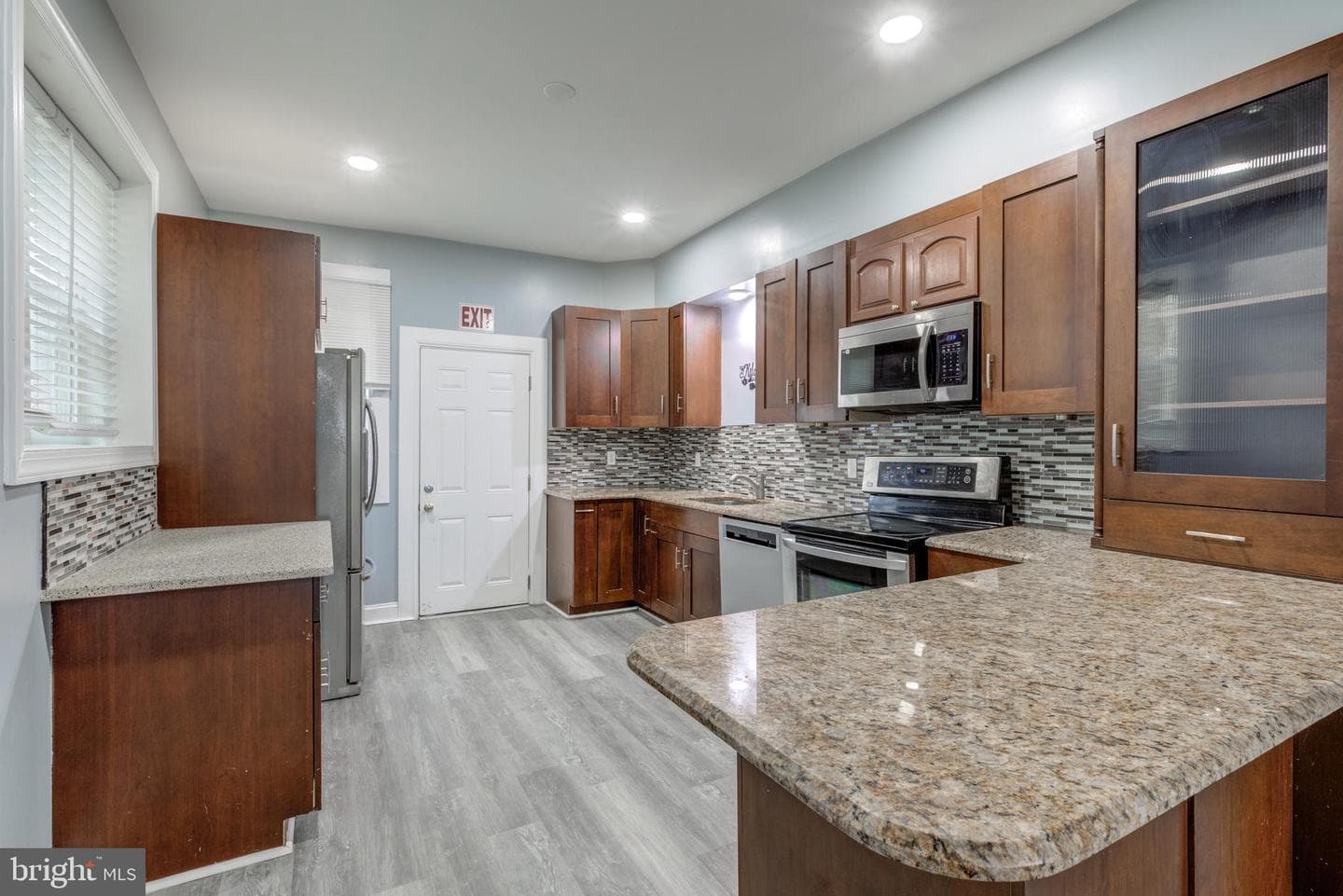 5839 Christian Street photo 8