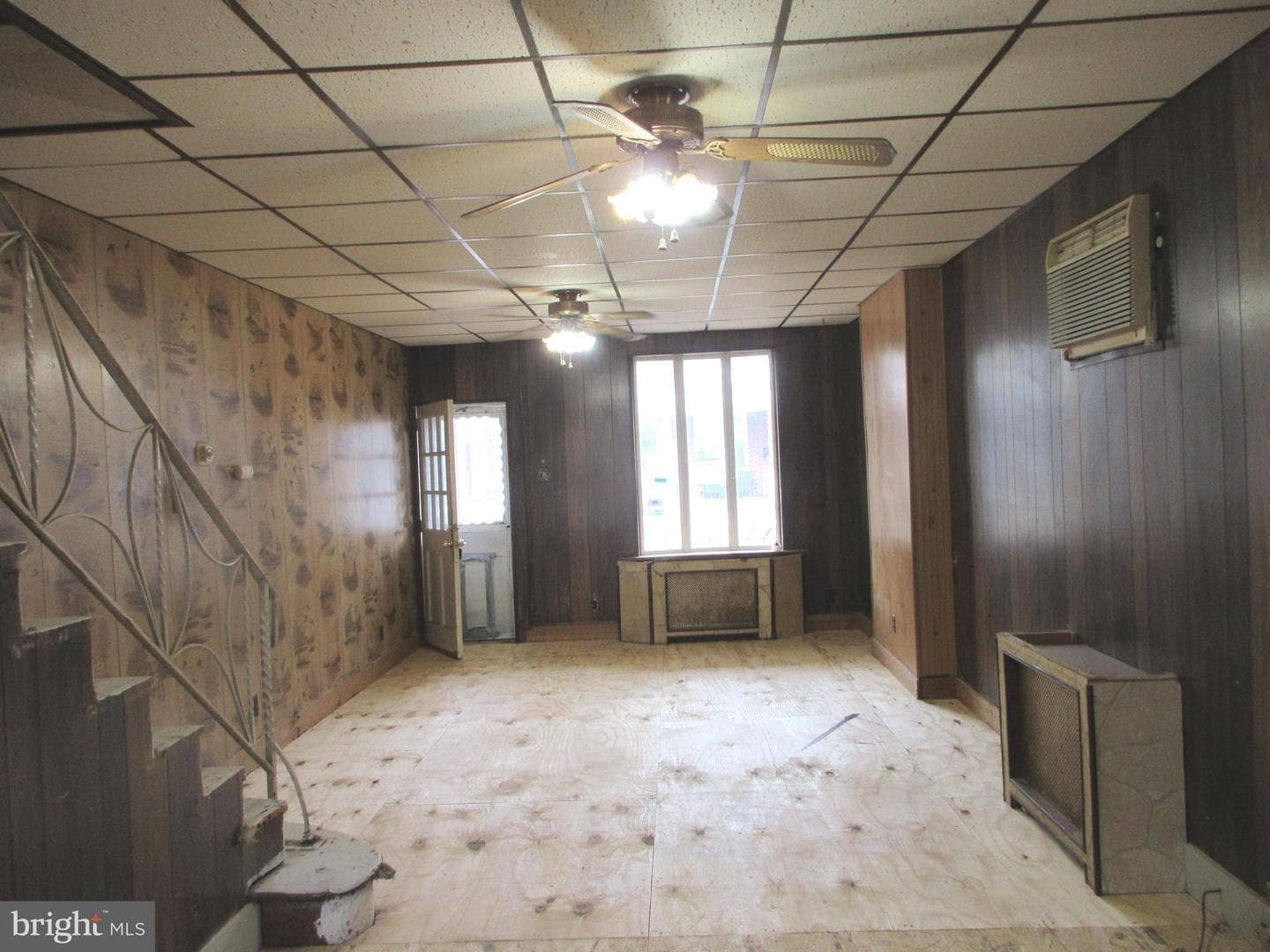 4472 E Thompson Street photo 3