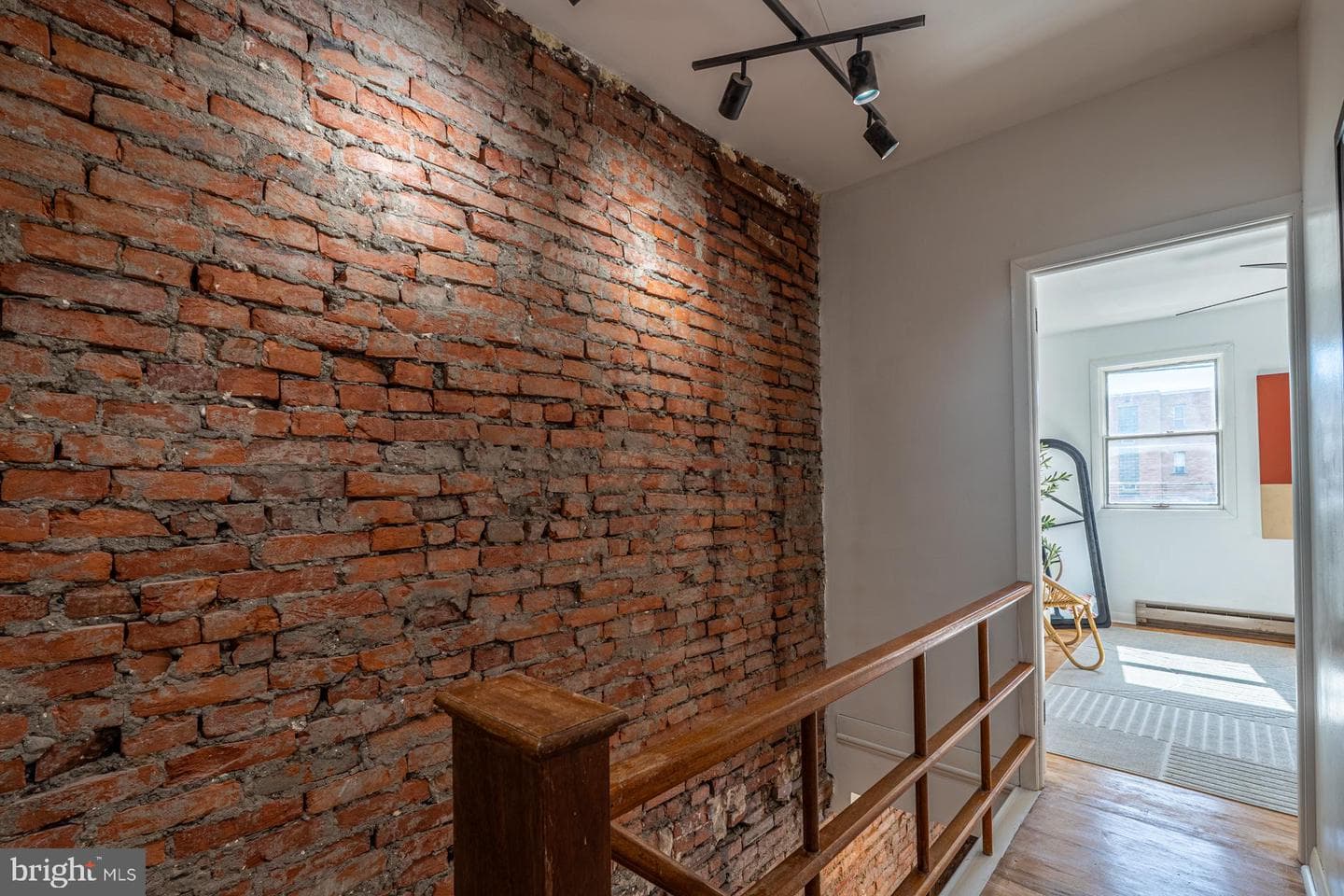 1015 Watkins Street photo 22