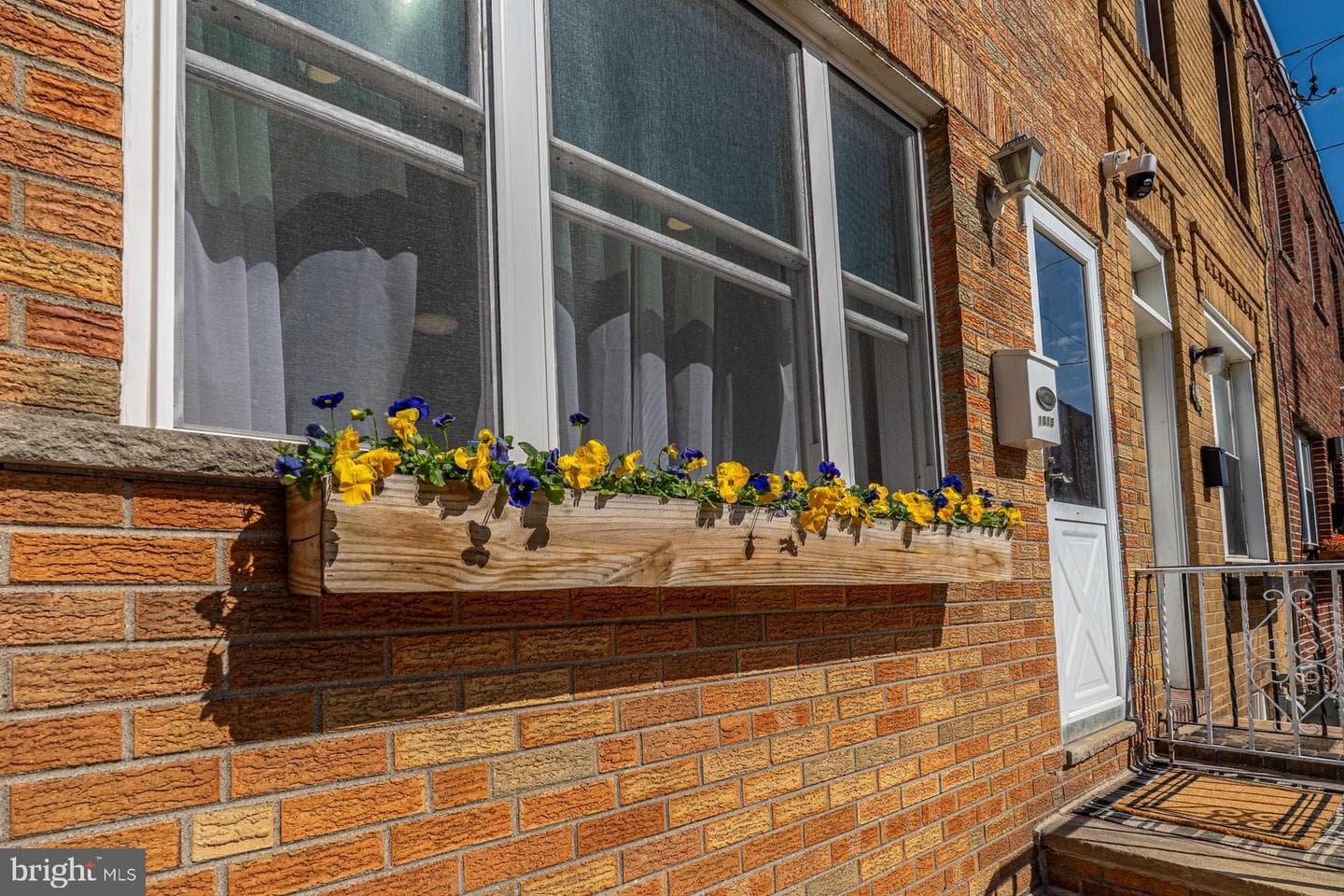 1015 Watkins Street photo 32