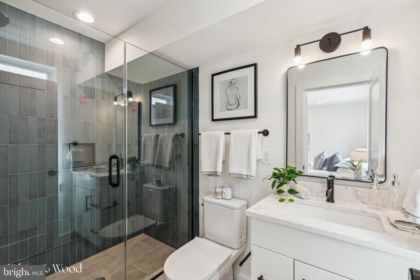 610 Brenna Walk photo 39