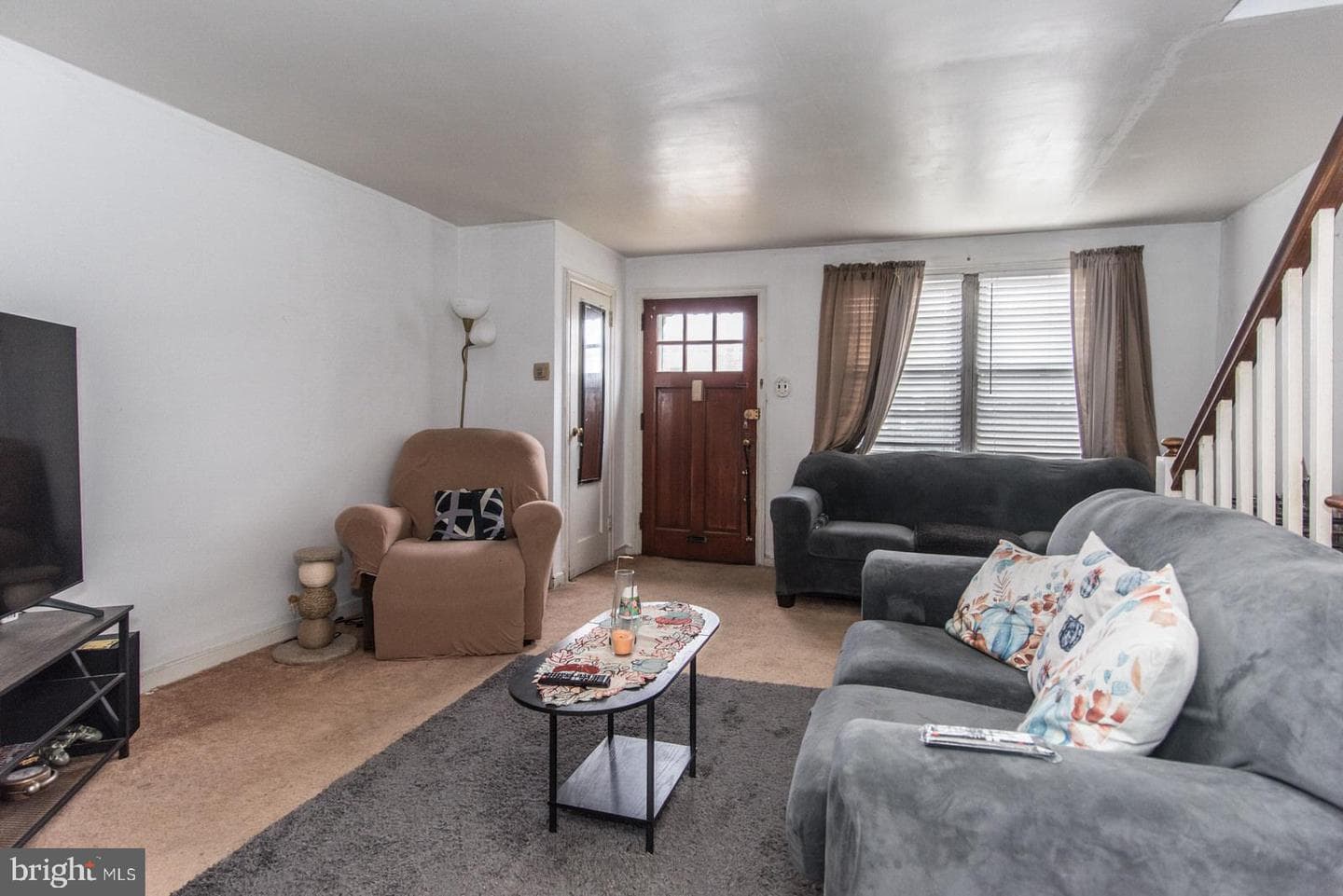 7140 Akron Street photo 3