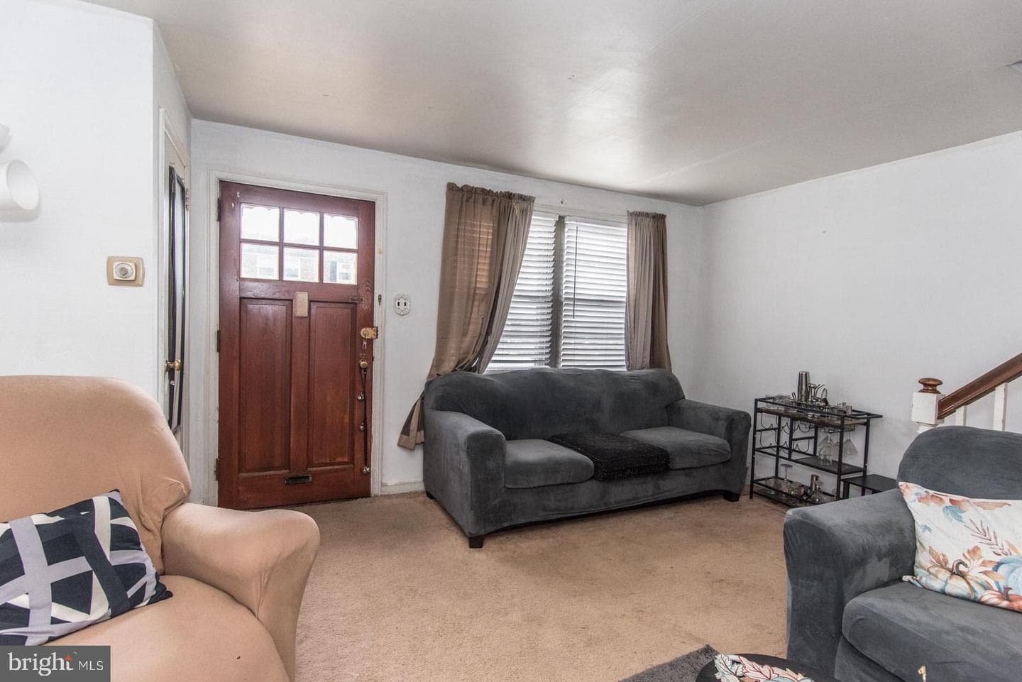 7140 Akron Street photo 4