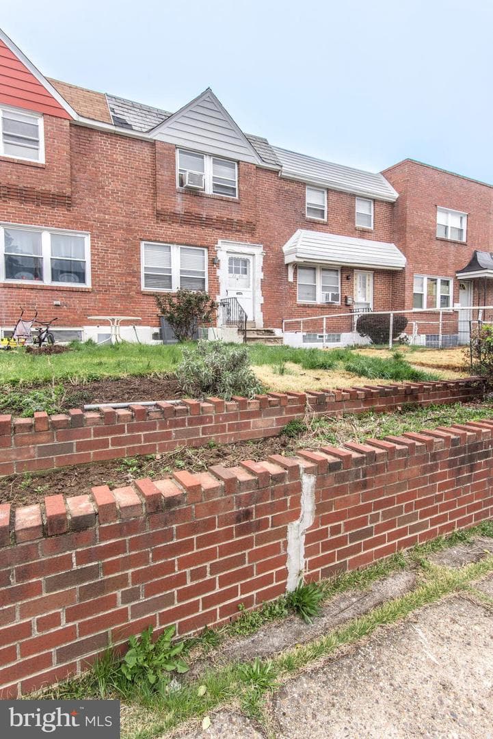 7140 Akron Street photo 42