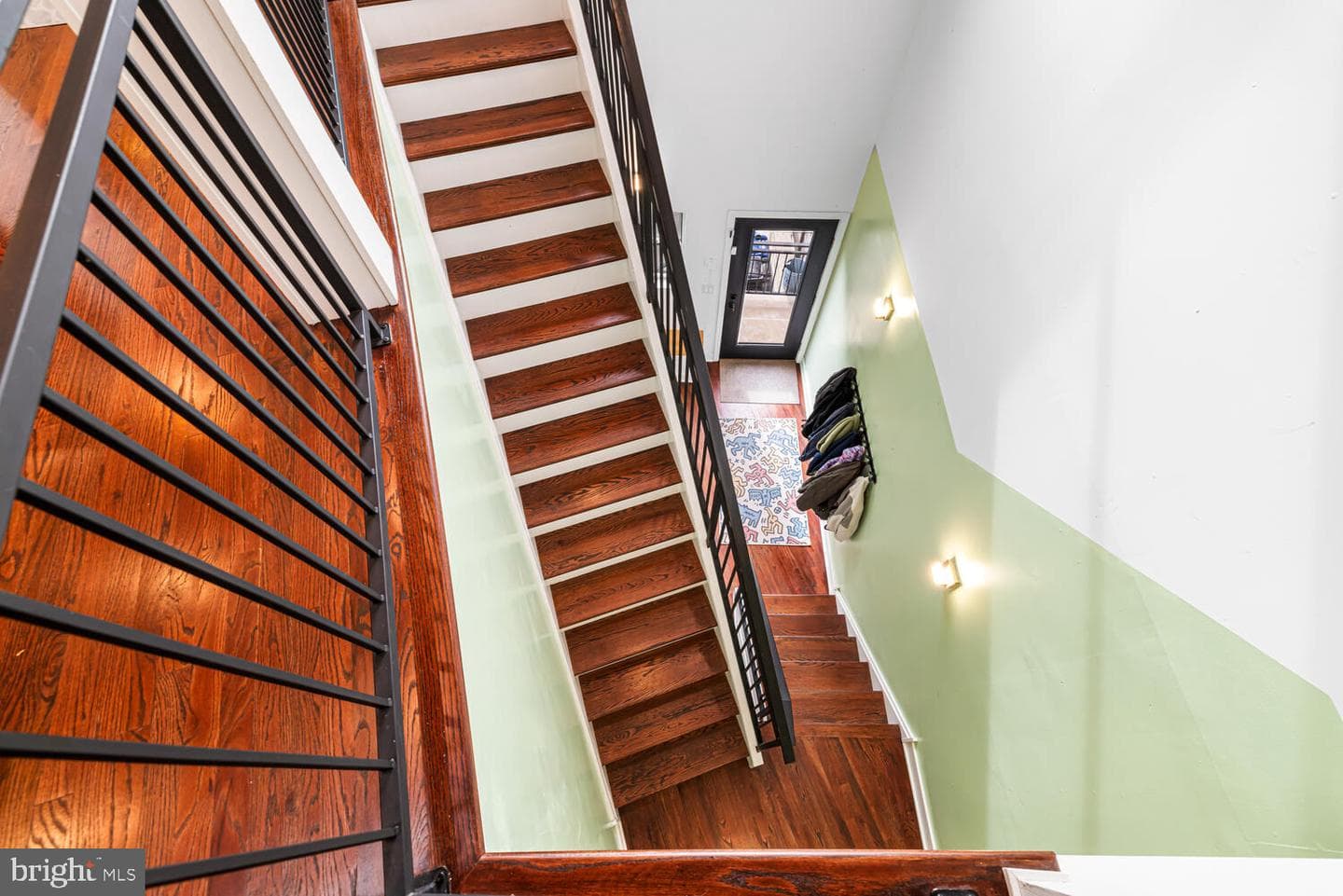 3600 Calumet Street photo 9