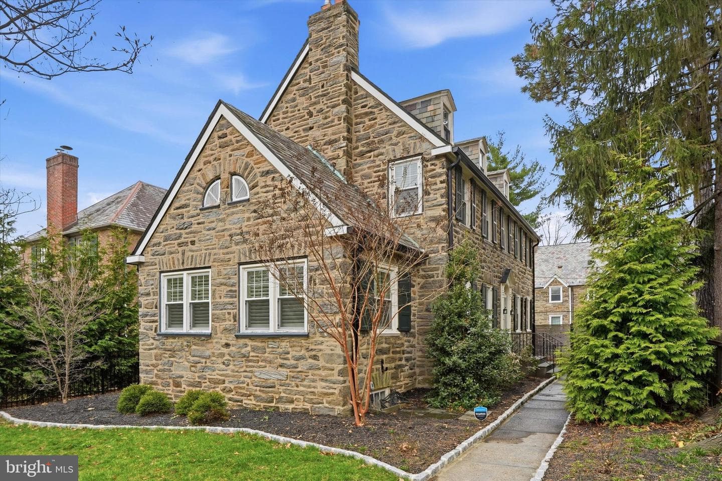507 E Murdoch Road