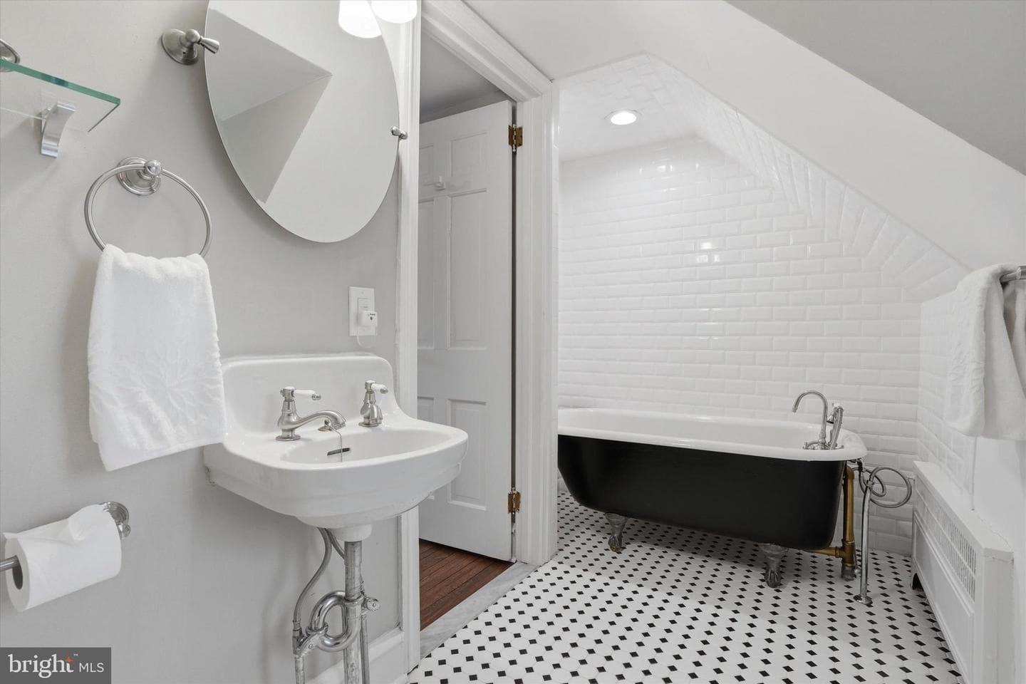 507 E Murdoch Road photo 32