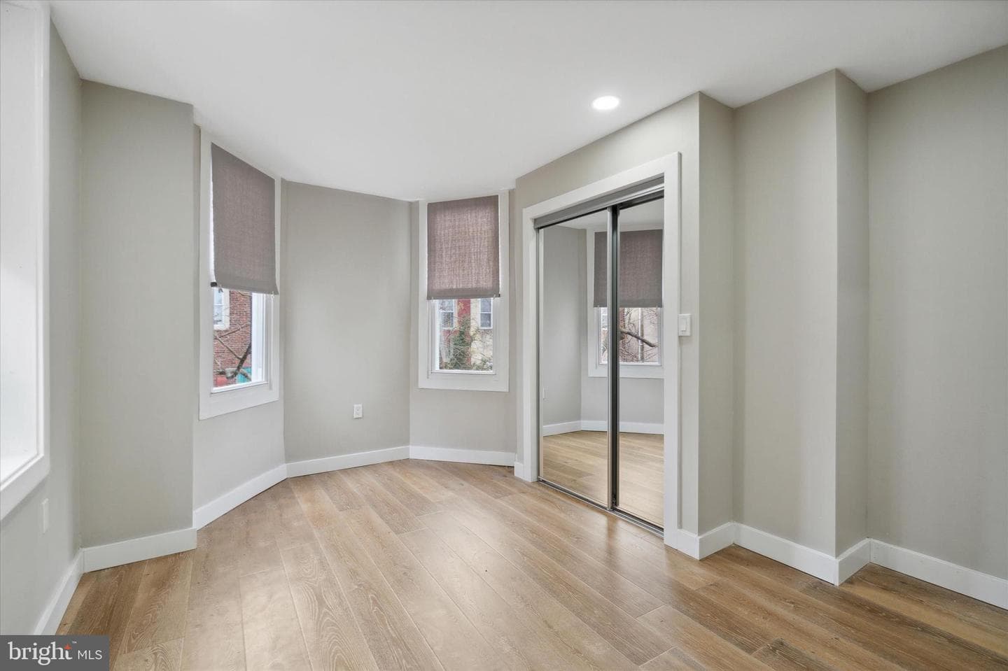 5428 Trinity Street photo 14