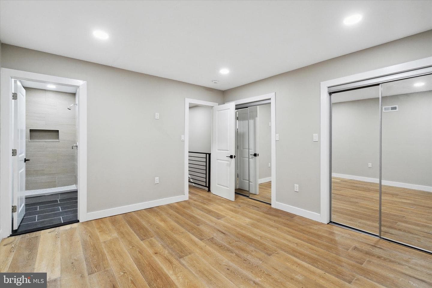 5428 Trinity Street photo 18