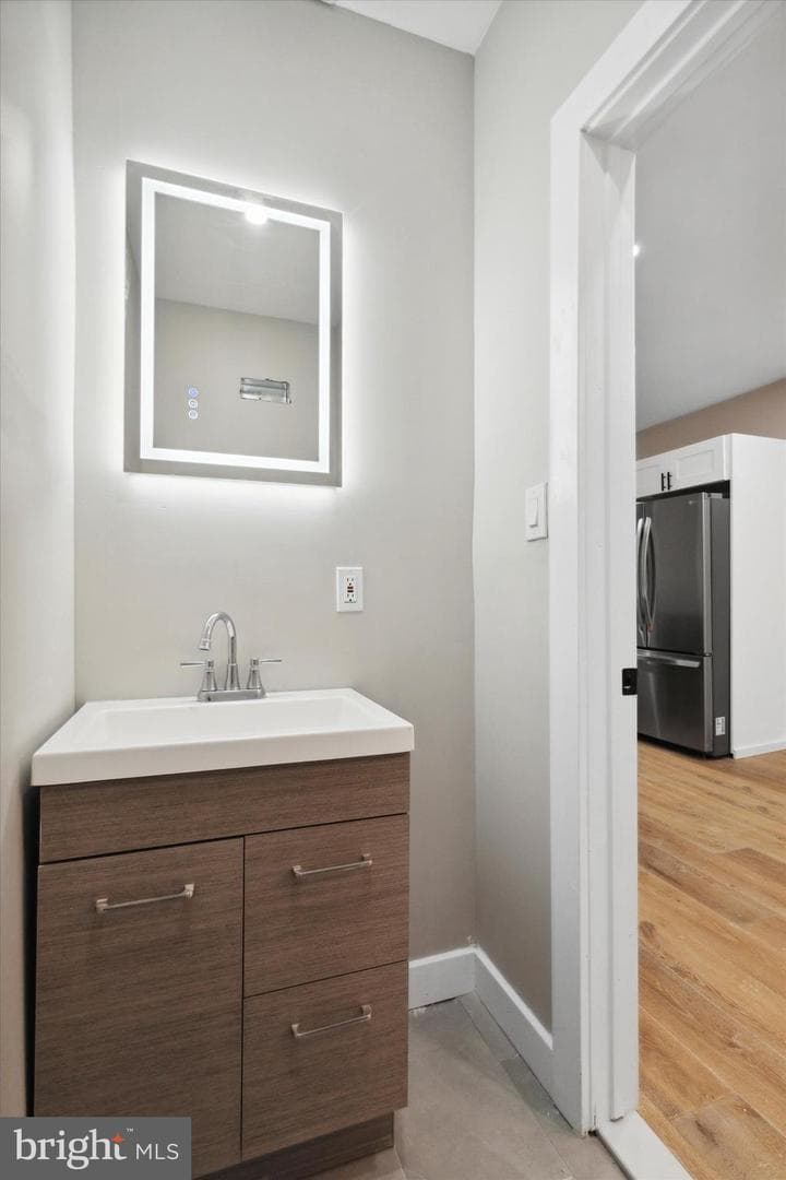 5428 Trinity Street photo 22