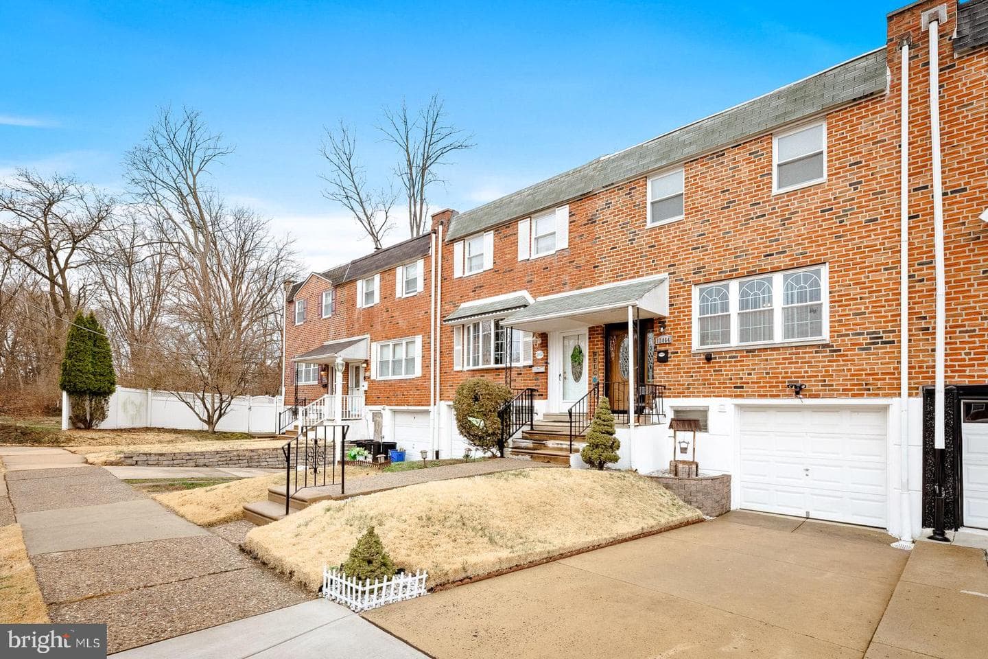 12464 Sweet Briar Place photo 3