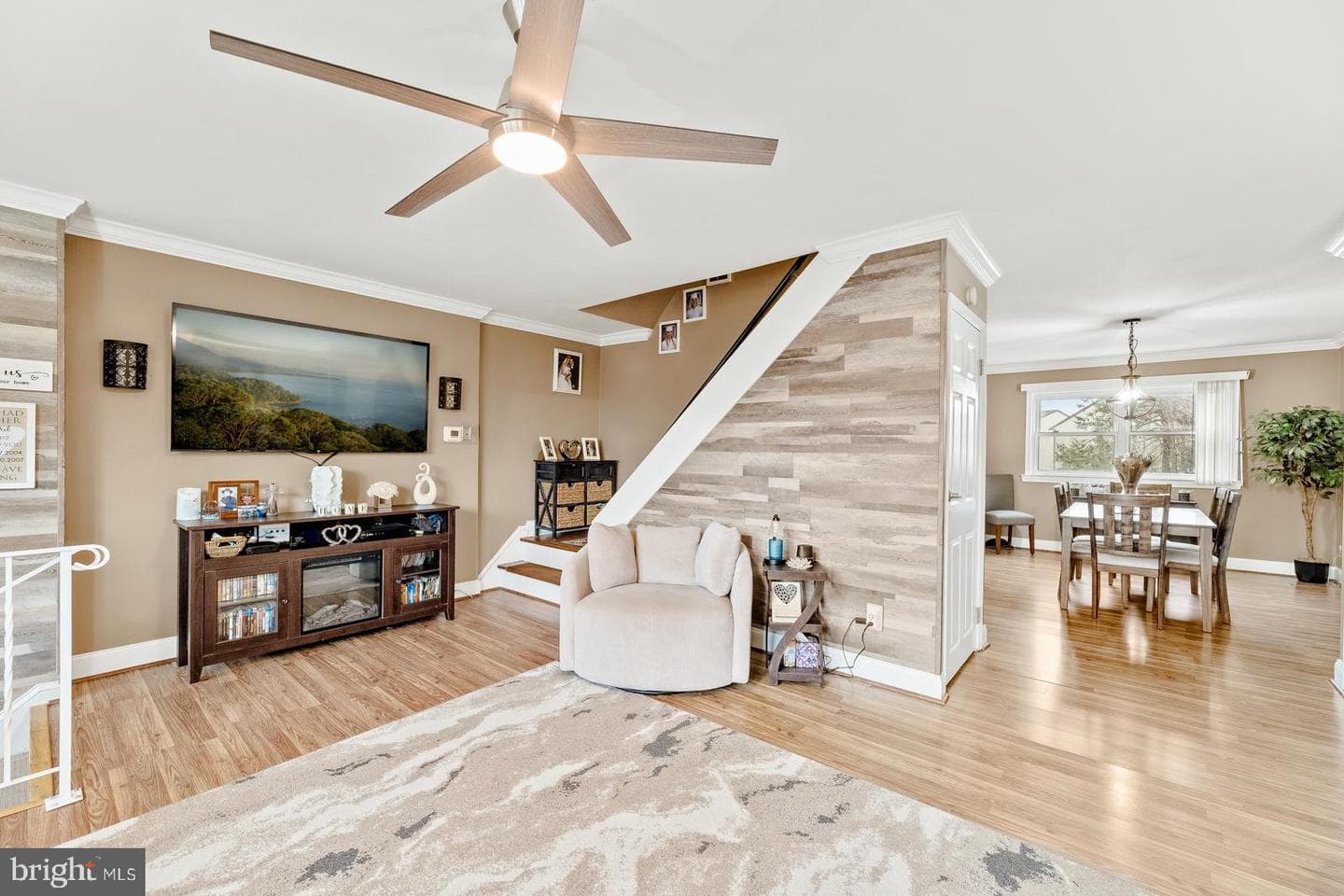 12464 Sweet Briar Place photo 8