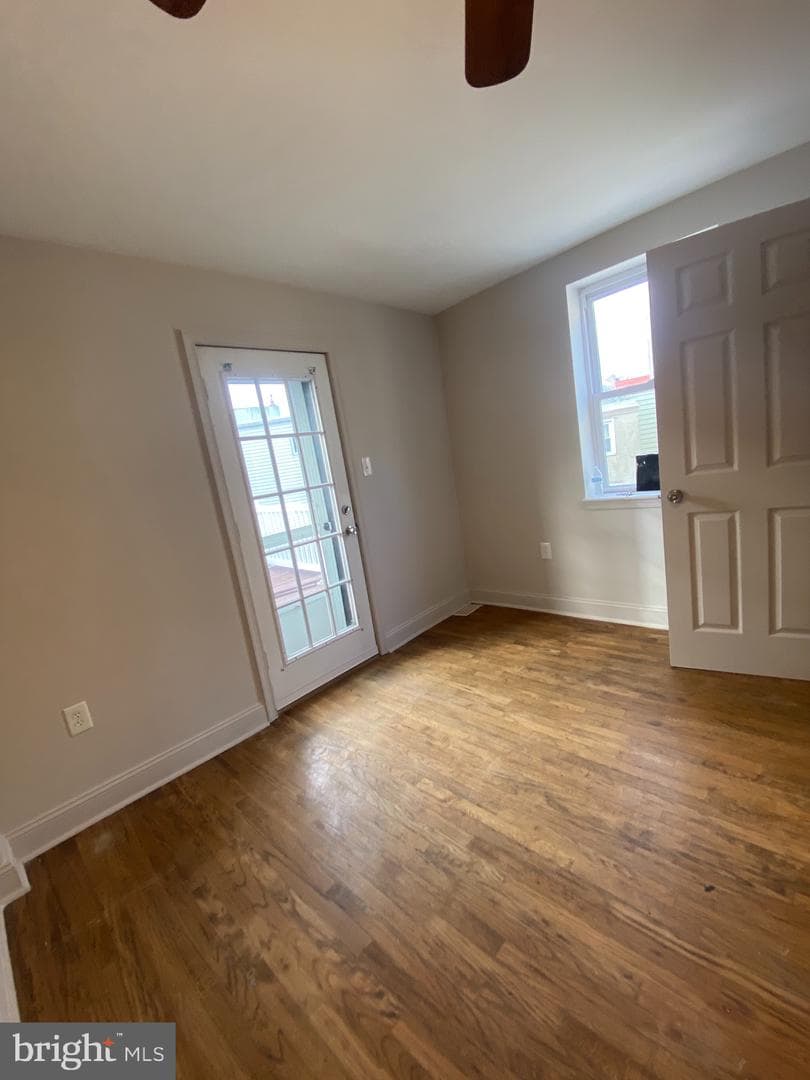 1830 Poplar Street photo 28