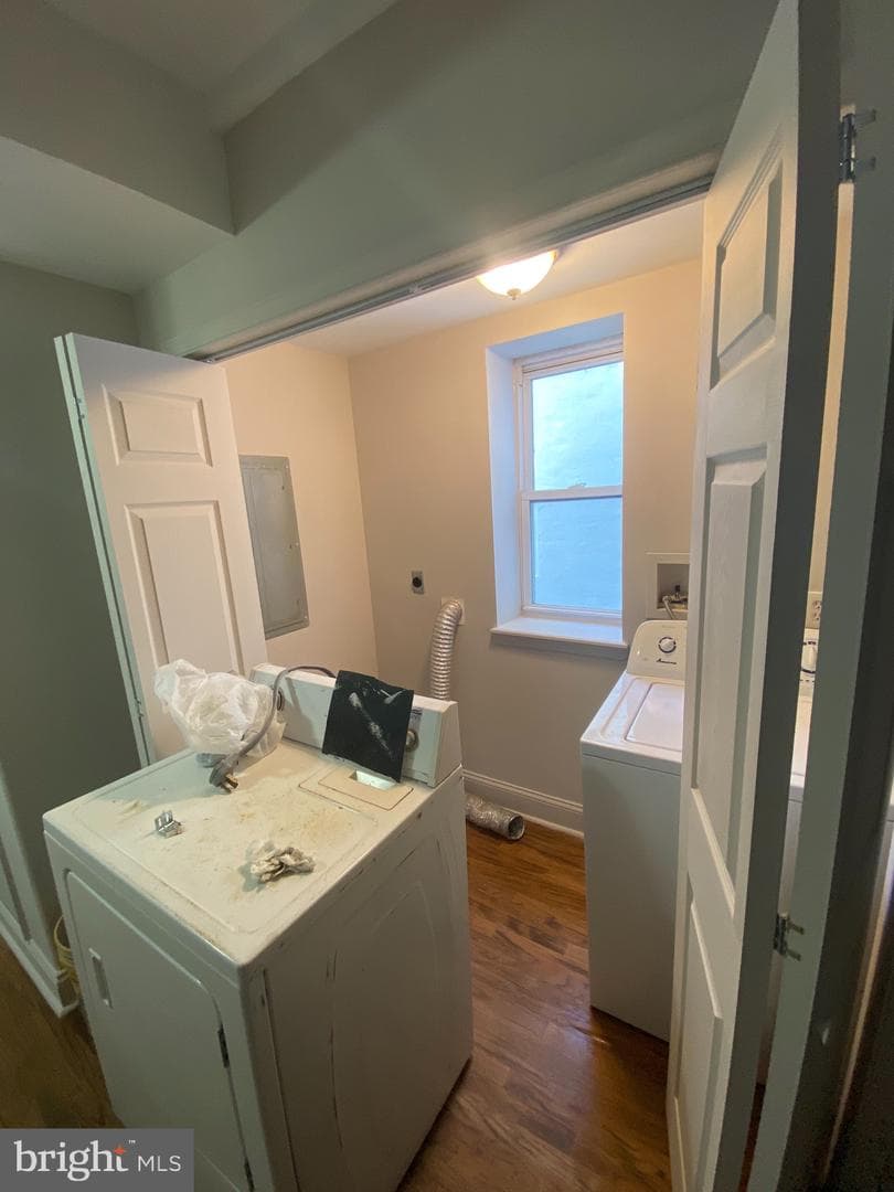 1830 Poplar Street photo 36