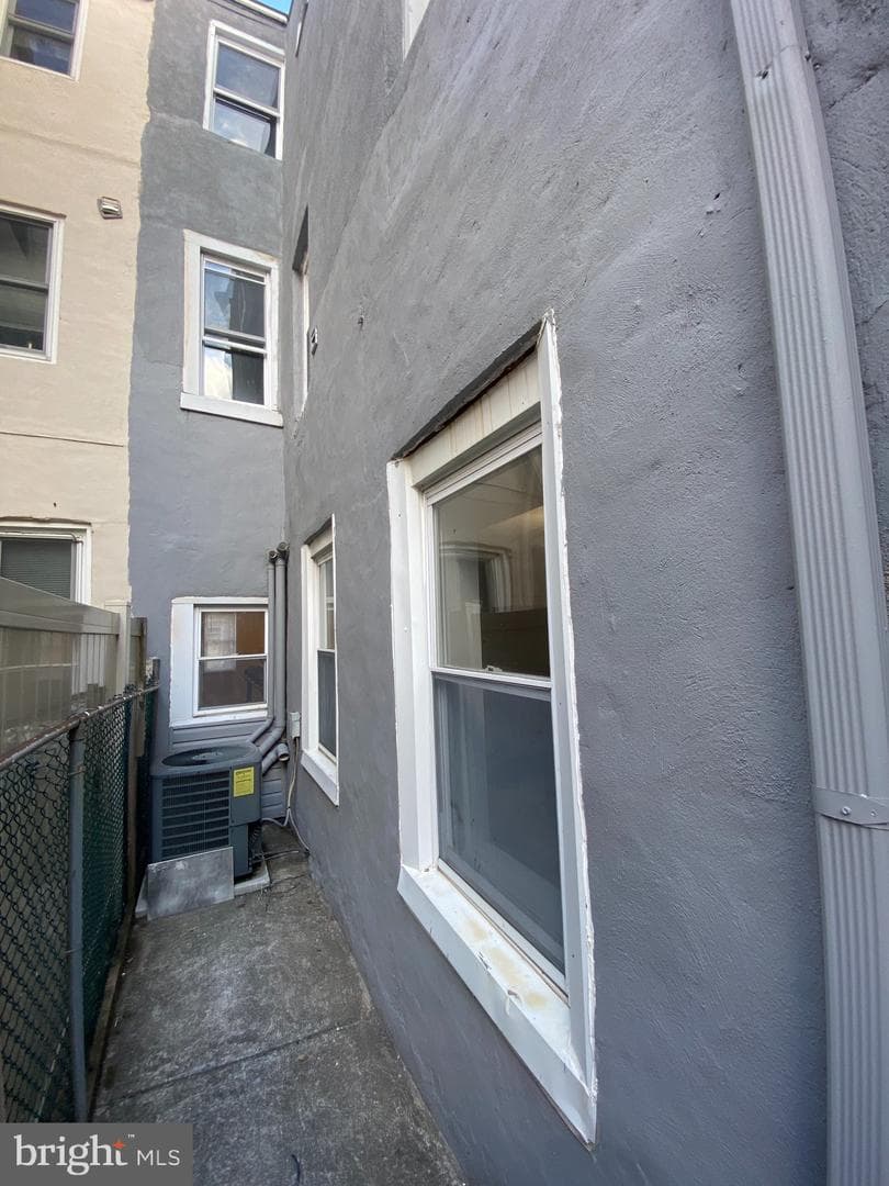 1830 Poplar Street photo 40