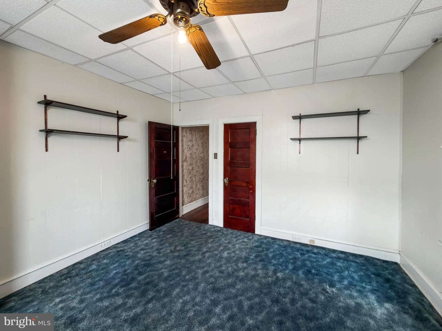 6144 Catharine Street photo 18