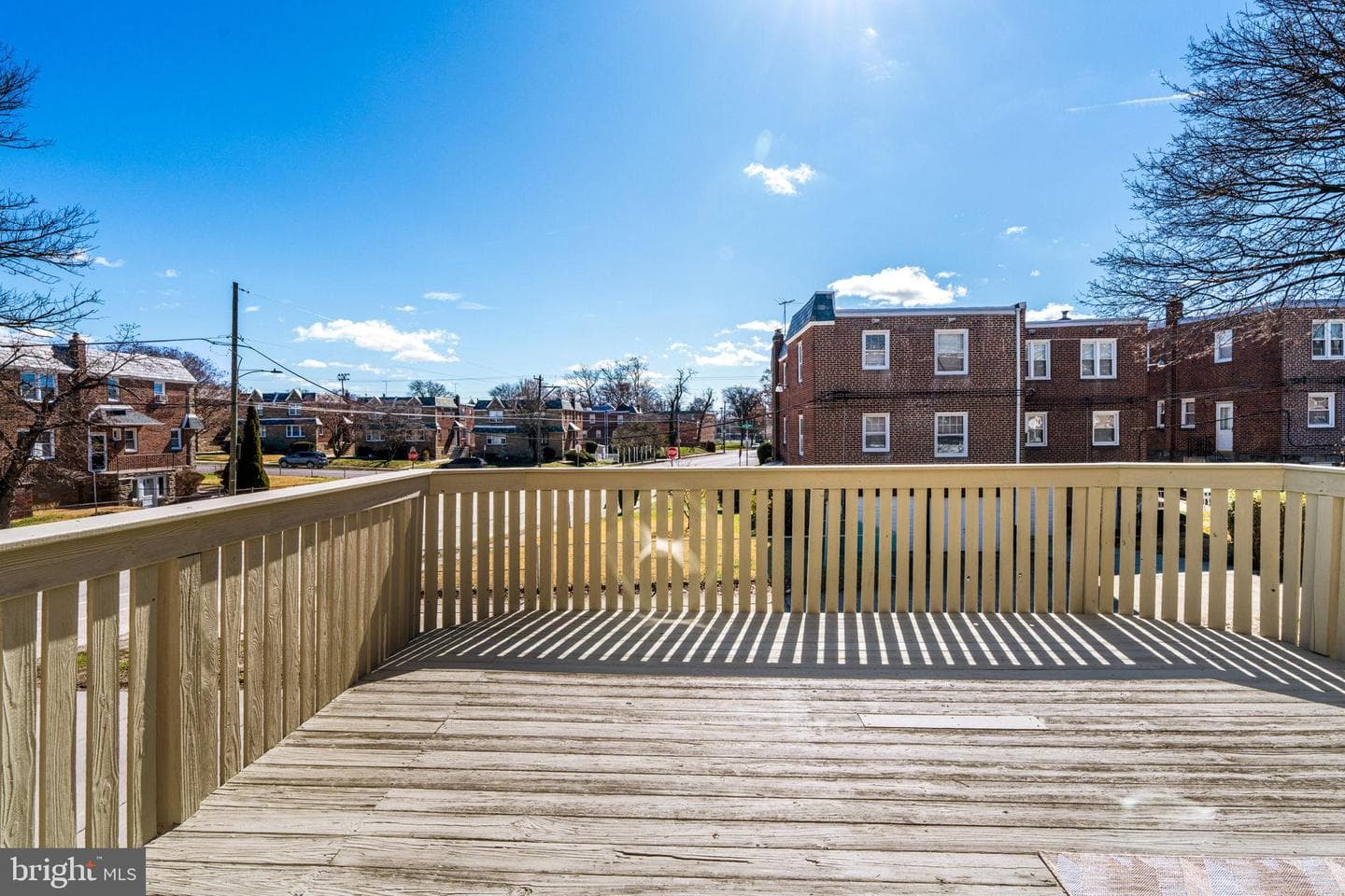 942 E Dorset Street photo 40