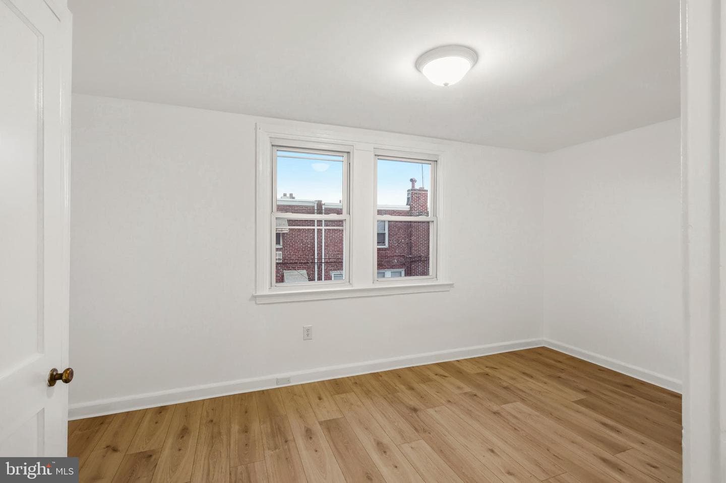 2079 Kennedy Street photo 15